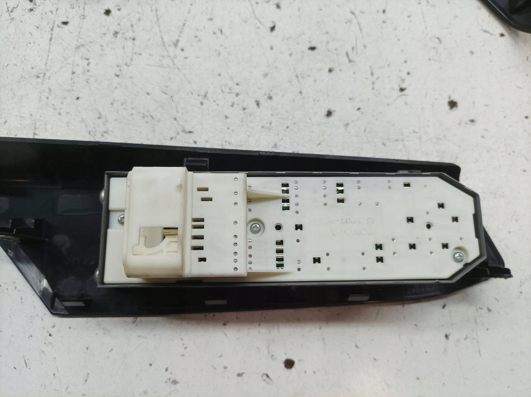 window control switch KOMPLET Toyota RAV4 IV (2012- )