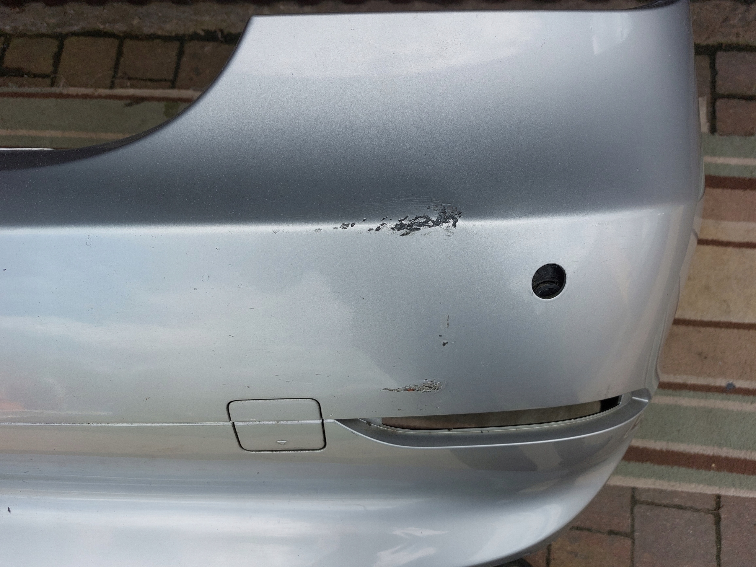 BMW E60 sedan bumper rear part rear PDC SREBRNY