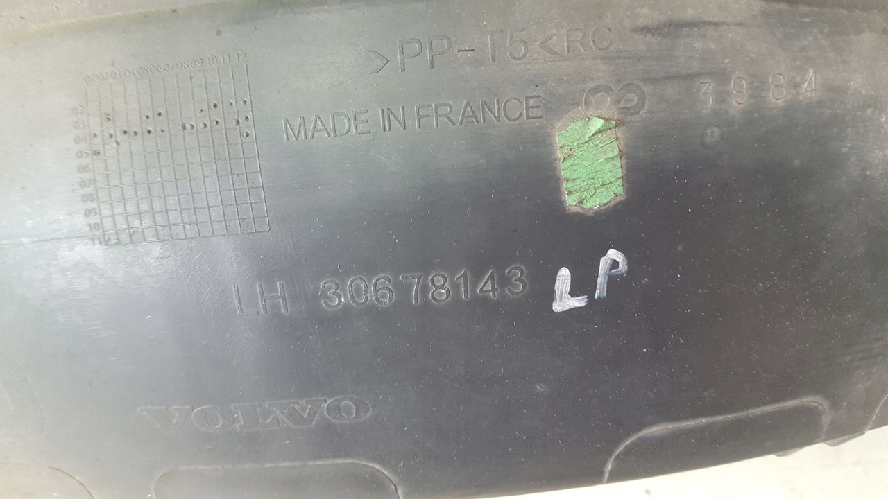 mudguard front front left Volvo S40 1,6D