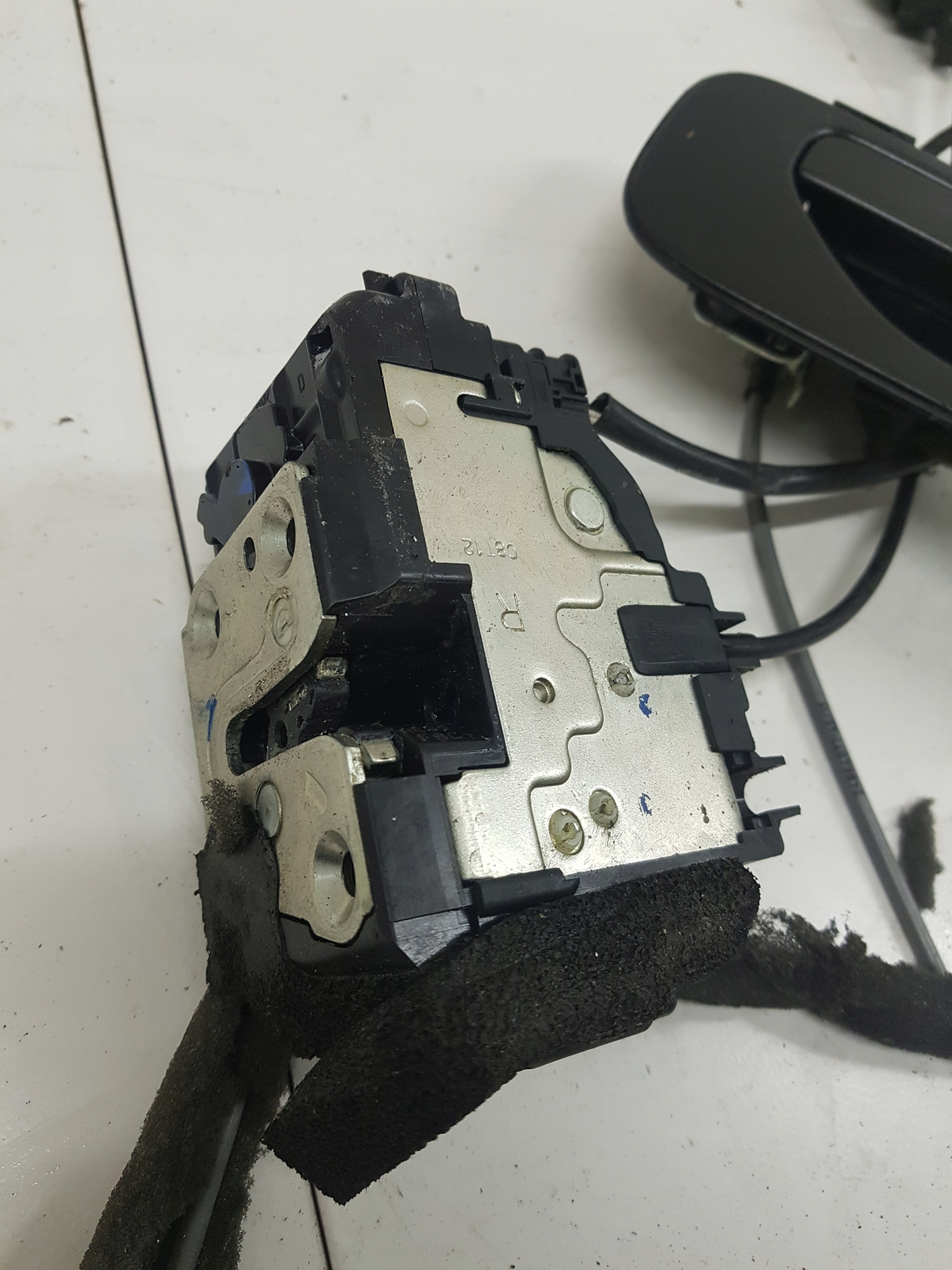 lock door right front NISSAN NV 200