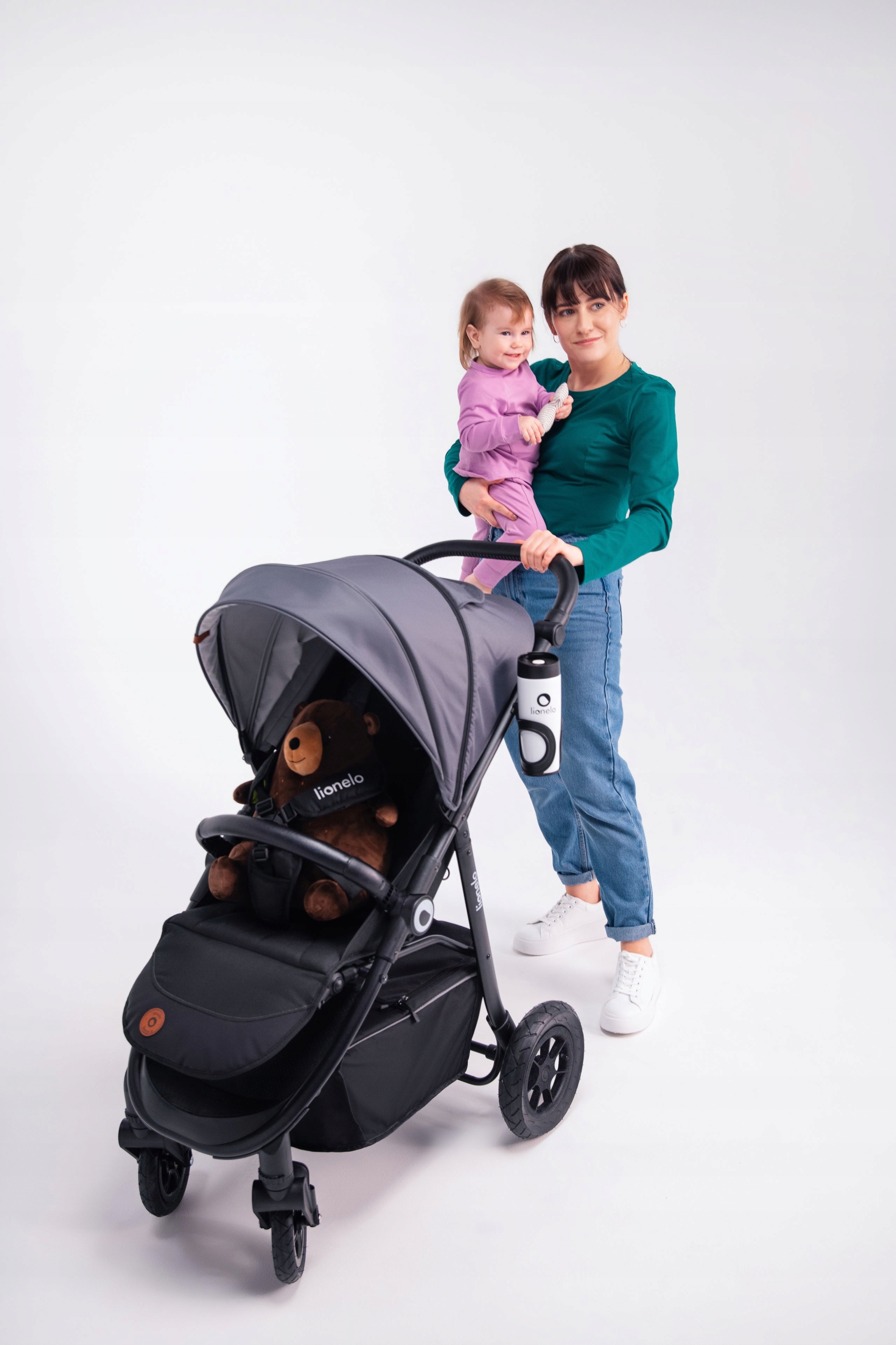 Wózek spacerowy POMPOWANE KOŁA 22kg Lionelo Natt Głębokość produktu 94 cm