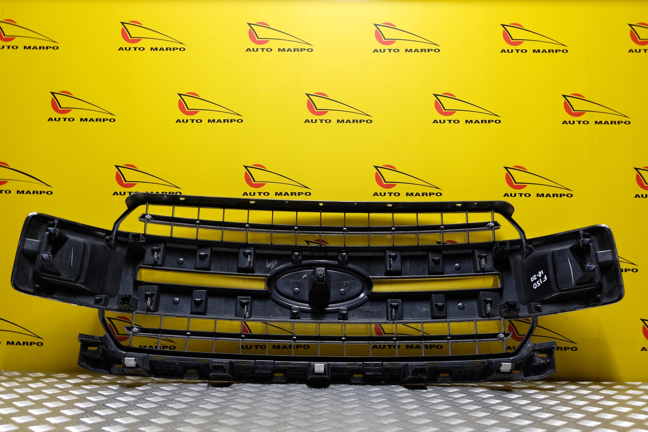 FORD F150 2018-2020 GRILL ATRAPA PRZÓD CHROM USA Kolor do lakierowania