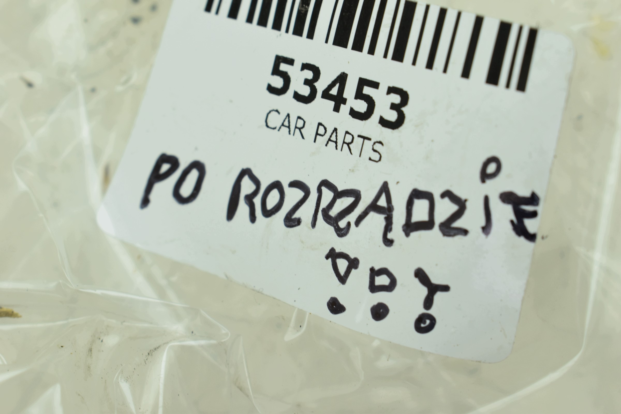 Abdeckung der Ventile VW GOLF VIII AUDI A3 8Y FABIA IV 1.0 TSI 05C103479