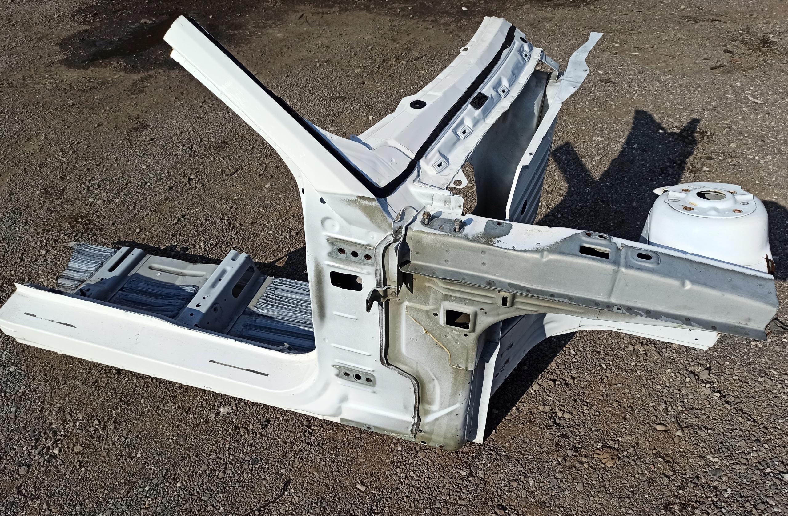 threshold ciety pillar A right Ford Mustang 2010-2014