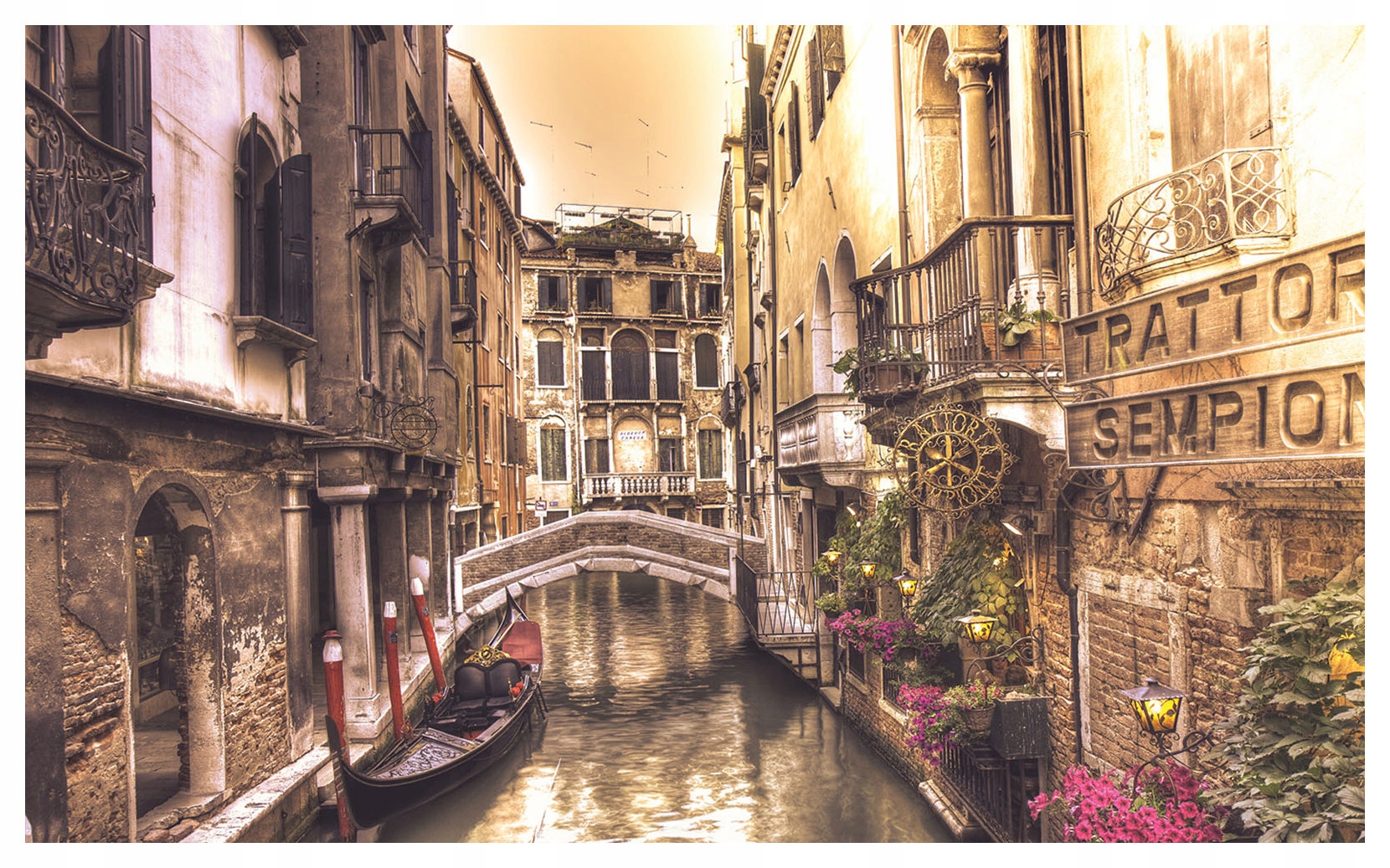 Vliesová fototapeta Benátky Kanál gondola a romantika 312x219 lepidlo