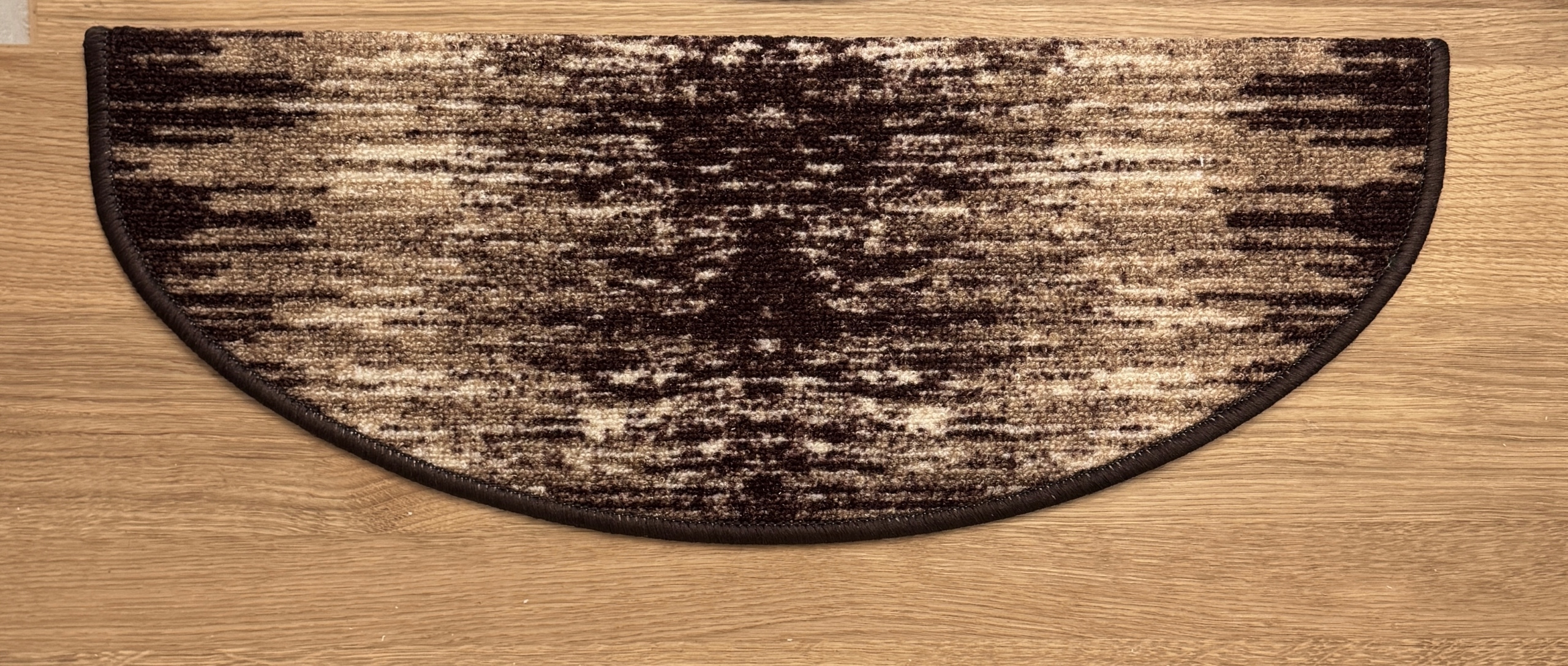 NAKŁADKI NA SCHODY ANTYPOŚLIZGOWE 64X24X3 WENUS BRĄZ Grubość 3 mm