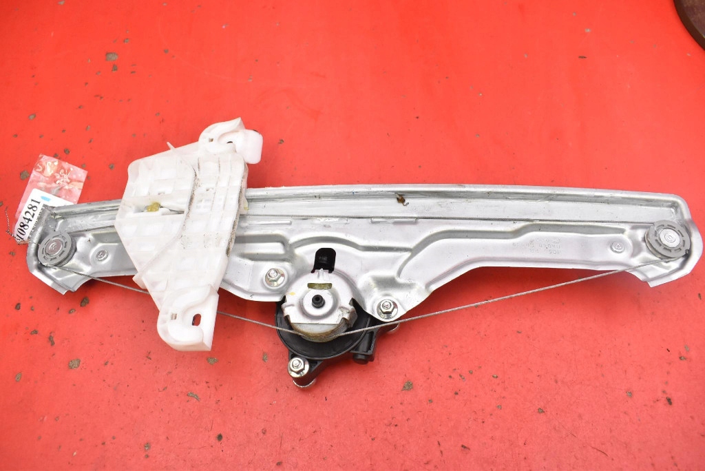 window regulator right front EU 82460R2000 KIA SPORTAGE 5 V 21-25