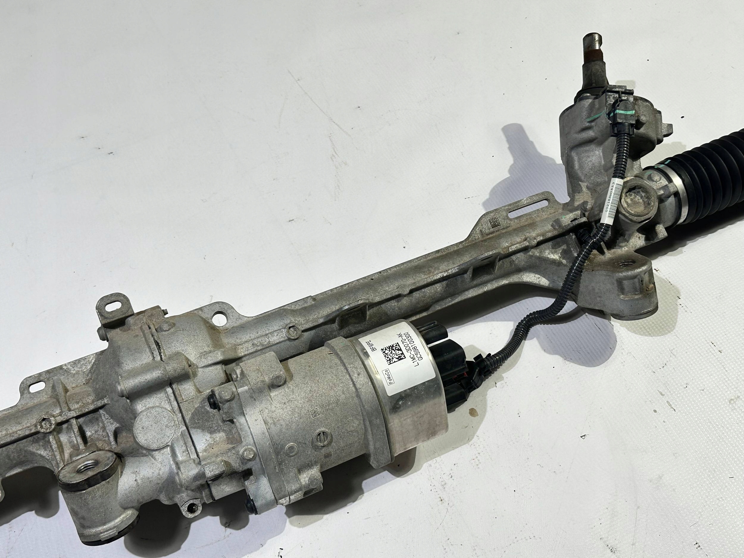 Boîter direction Boîter direction Ford Explorer 2020+