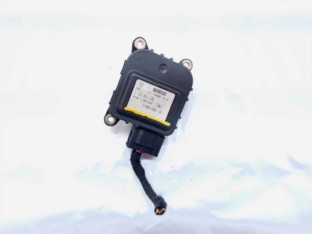 SILNICZEK NAGRZEWNICY AUDI A6 C5