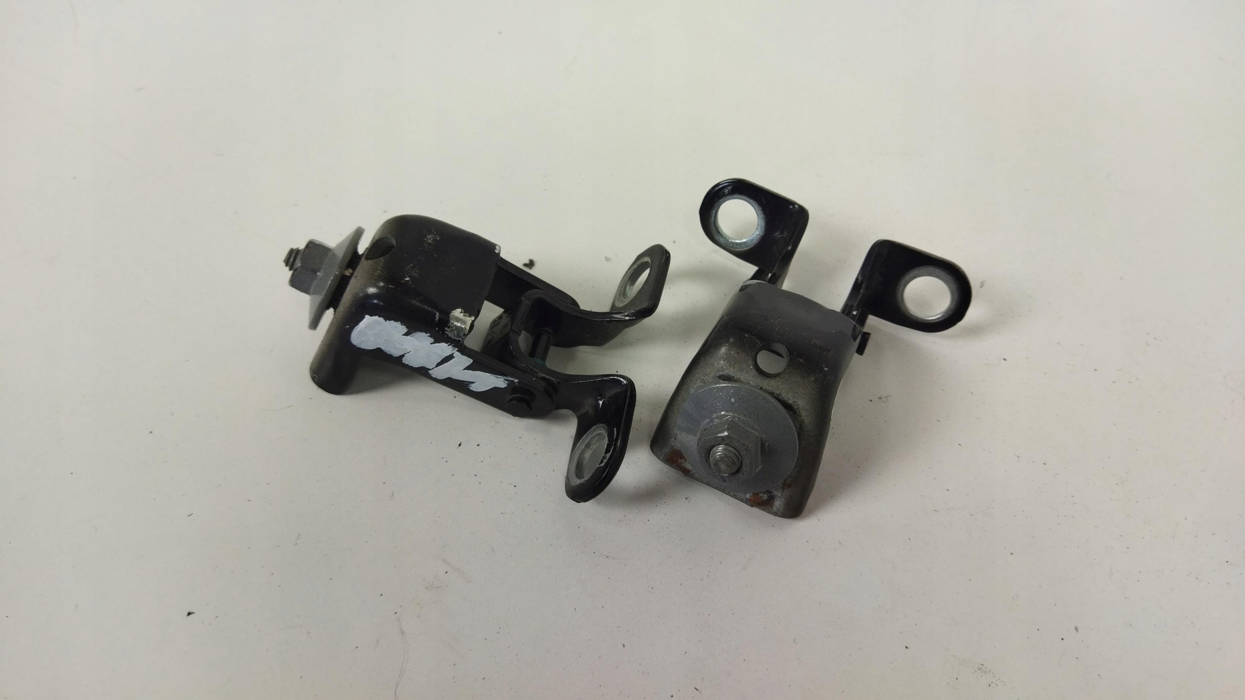 PEUGEOT 2008 I ZAWIASY KLAPY BAGAZNIKA KOMPLET