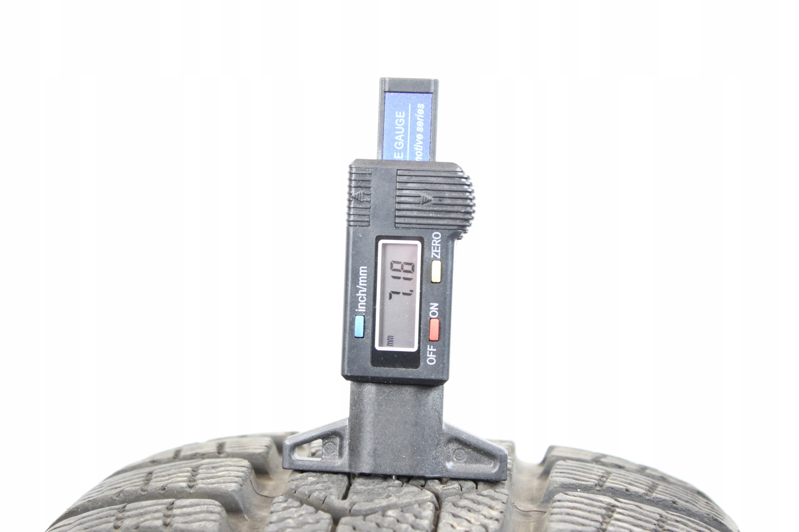 225/55R17 OPONY ZIMOWE PIRELLI SOTTOZERO 3 97H 2019r 7-7,2mm Sezon zimowe