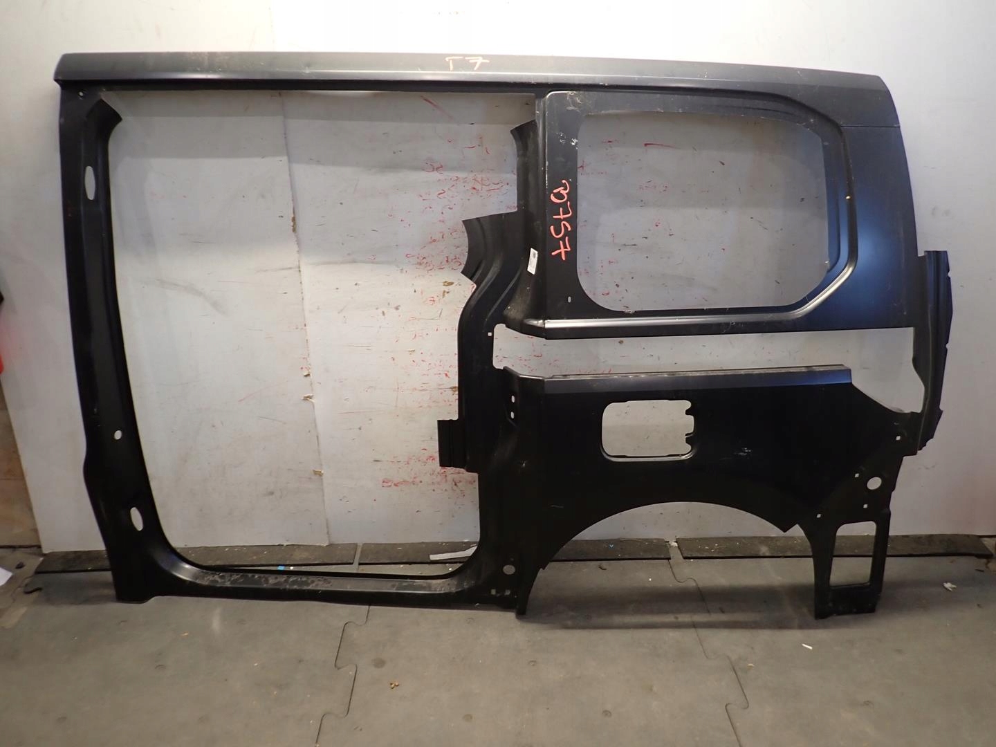 fender rear part rear left threshold pillar side VW T7 2021- 7T0809605D