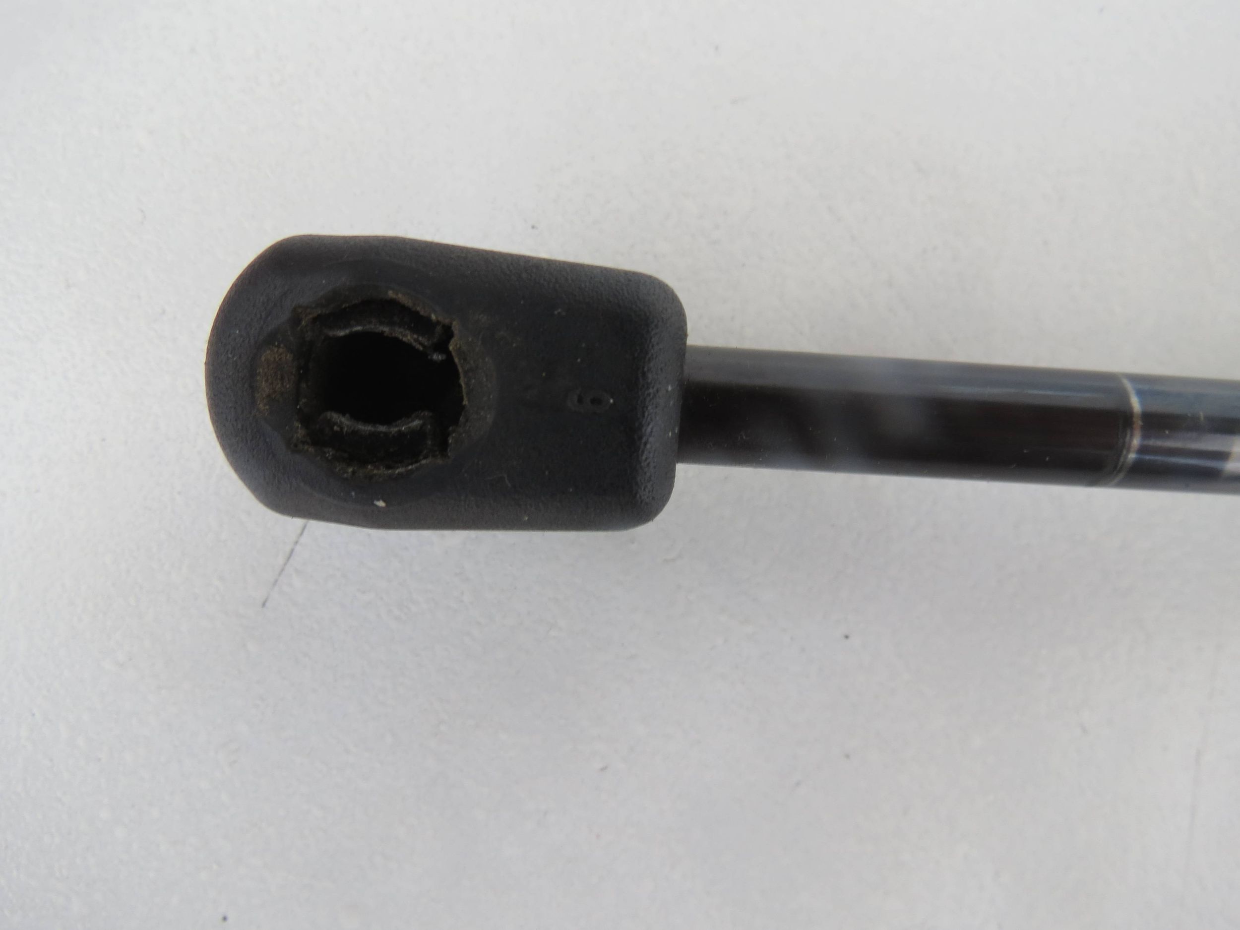 damper SILOWNIKI bonnet VOLVO V60 31297080