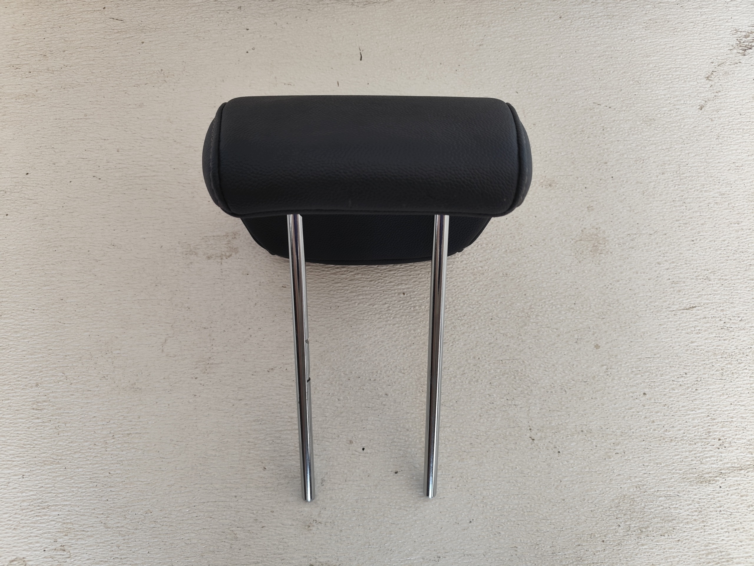 KIA VENGA 2016 LIFT rest rear central leather