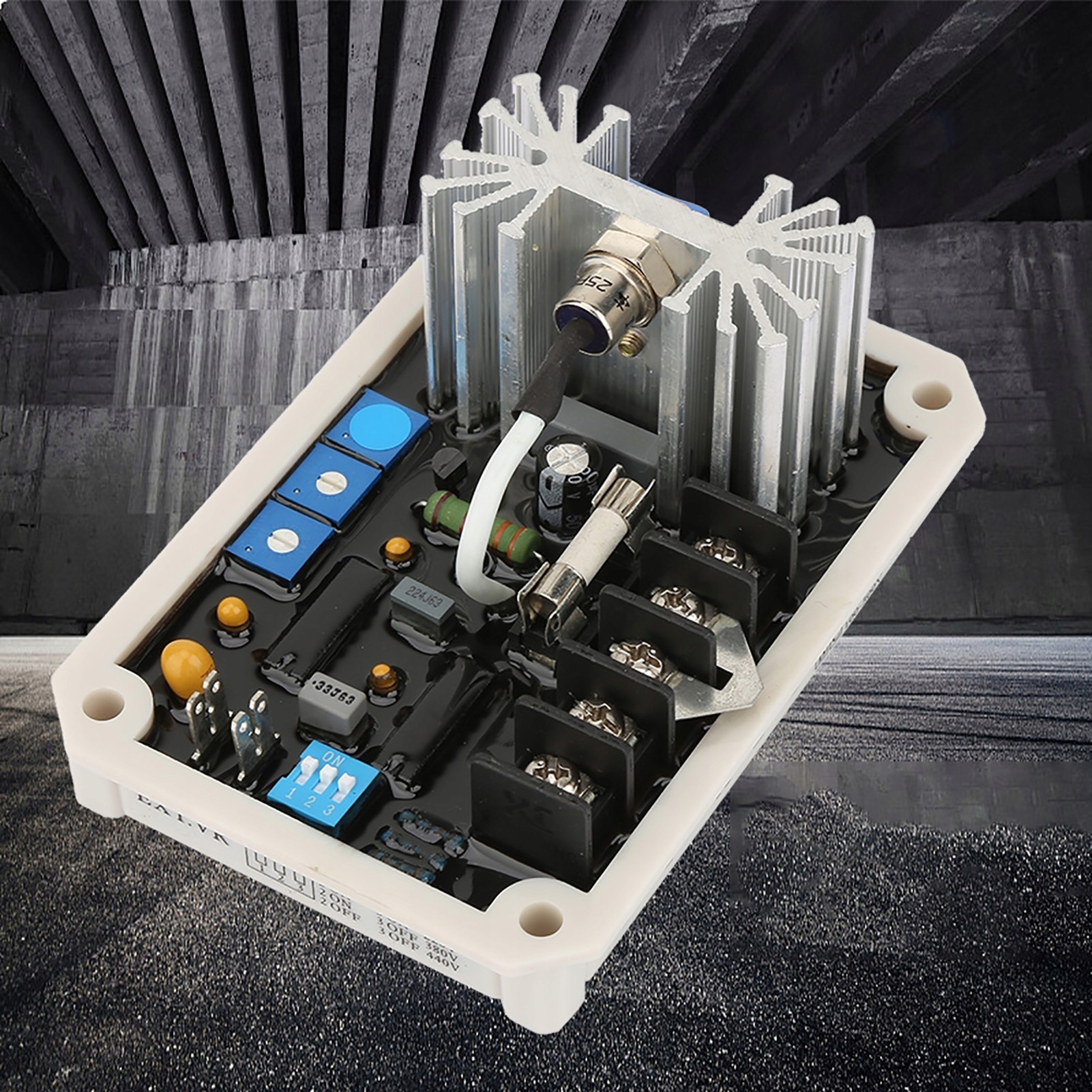 REGULATOR NAPIĘCIA GENERATORA 50HZ 60HZ Producent części Inny