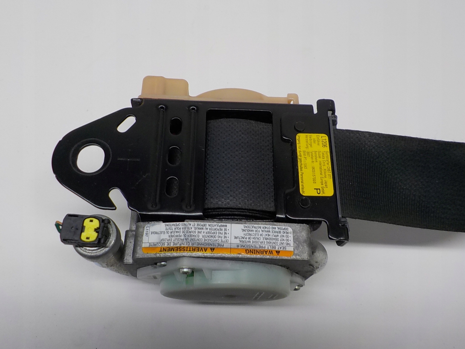 suzuki GRAND VITARA II ремень безопасности натяжитель правый передний