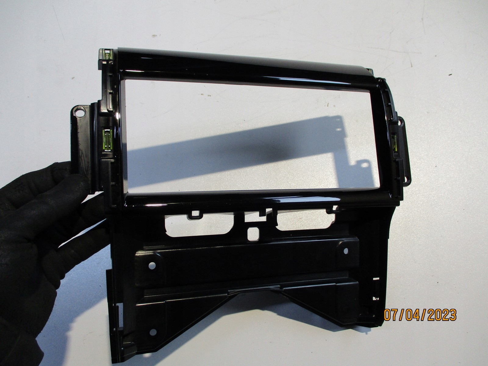 frame Radia RANGE ROVER EVOQUE II LK72-047A04-A