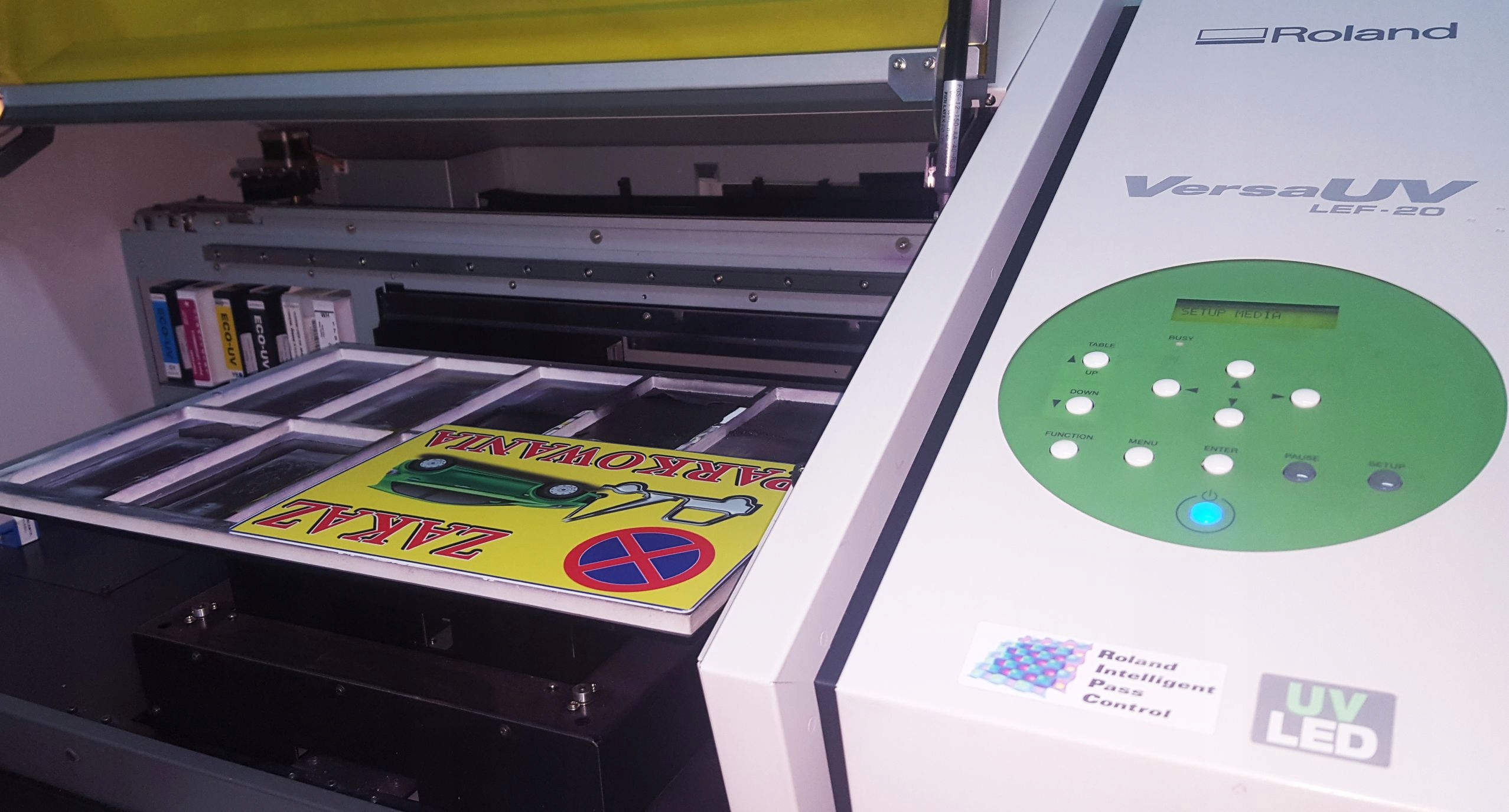 Tablica Auto Komis Komisowe do ramek rejestracyjny Waga produktu z opakowaniem jednostkowym 0.1 kg