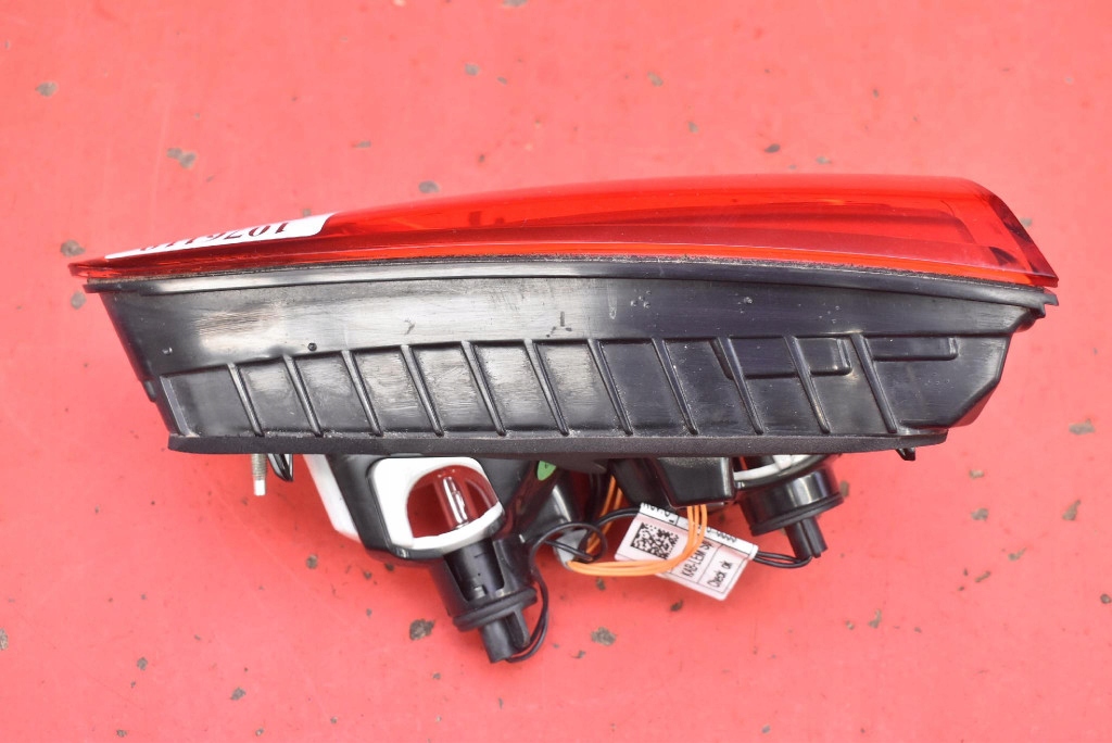 light left rear part rear 39107538 OPEL INSIGNIA B KOMBI 17-20