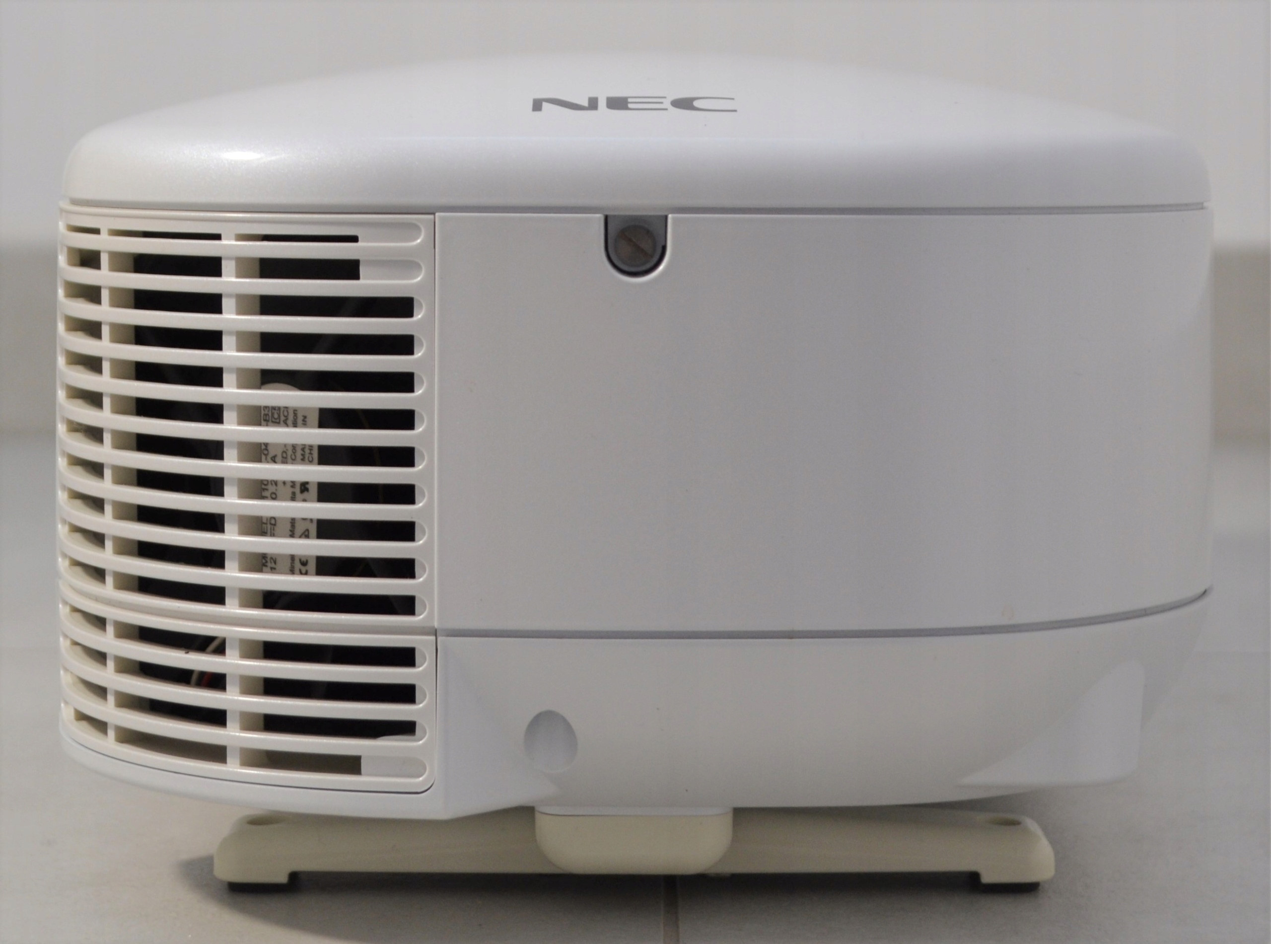 PROJEKTOR DLP NEC HT410 1000ANSI NOWA LAMPA Model HT410