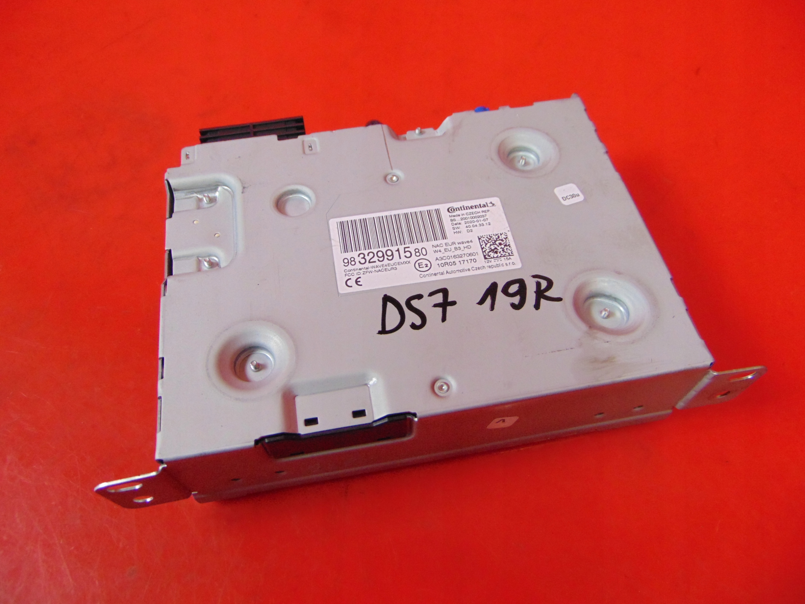CITROEN DS7 17- RADIO Navigation 9832991580