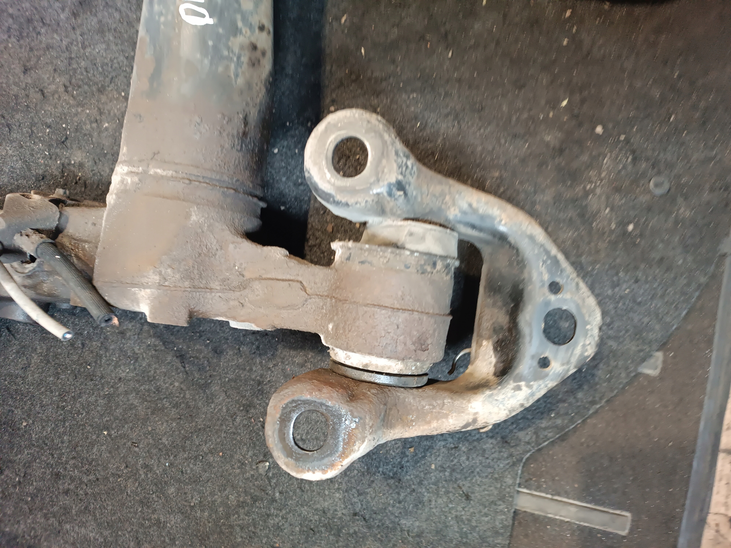 sususpension axis sider rear part Opel Meriva A 2004r