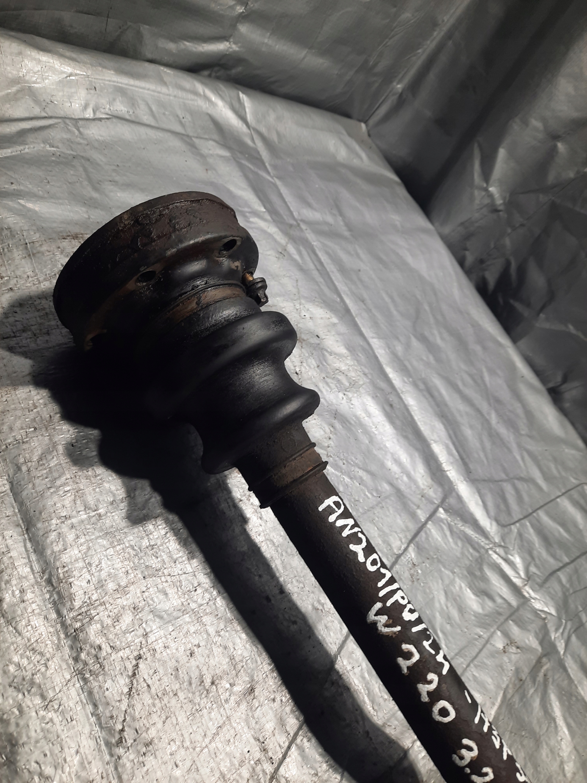 Mercedes W220 3.2 CDI semi-axis semi-axis left right rear part