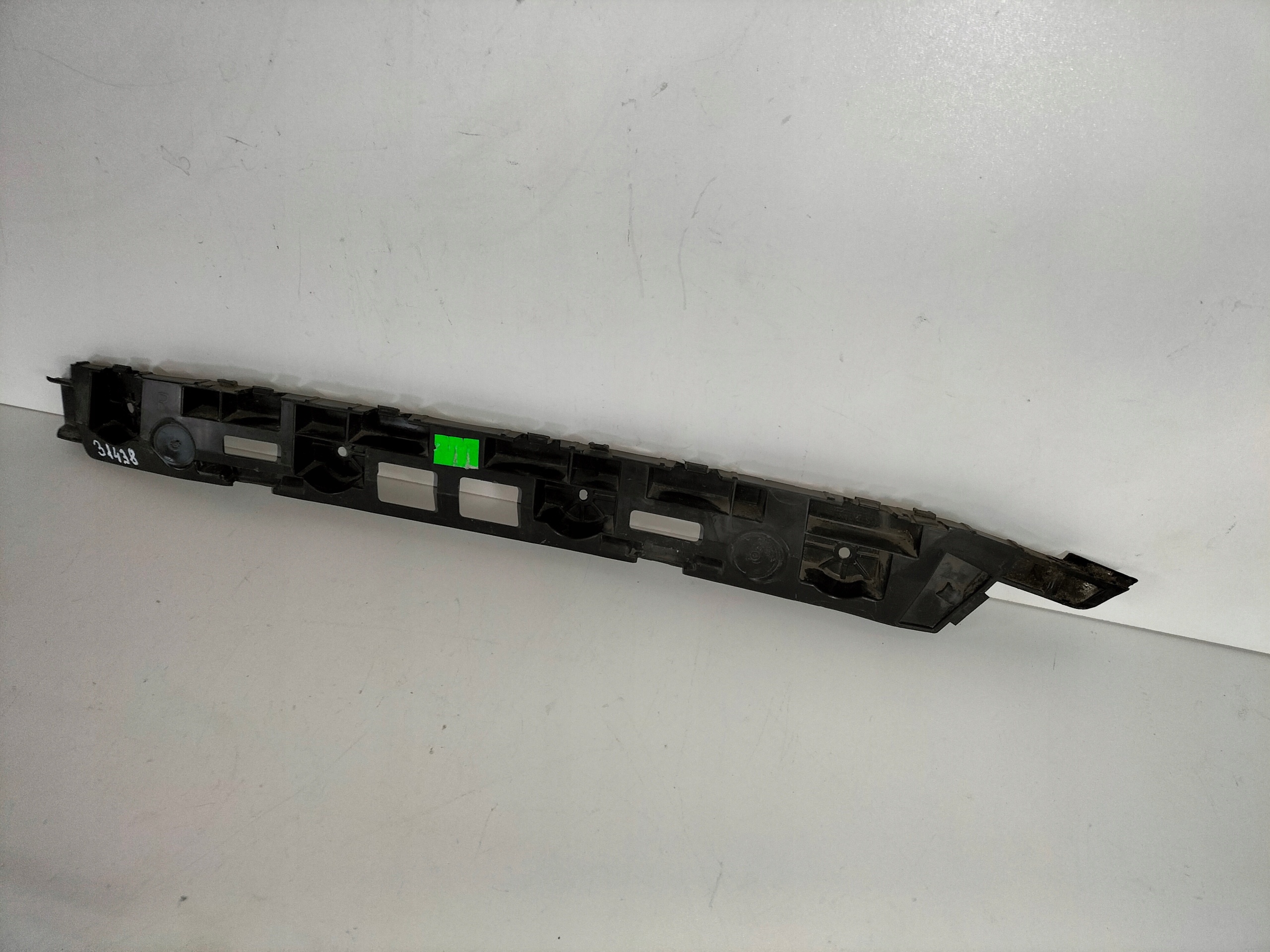 SUPPORT SUPPORT PLAQUE PARE CHOC ARRIÈRE DROITE SKODA SUPERB III 15- SDN