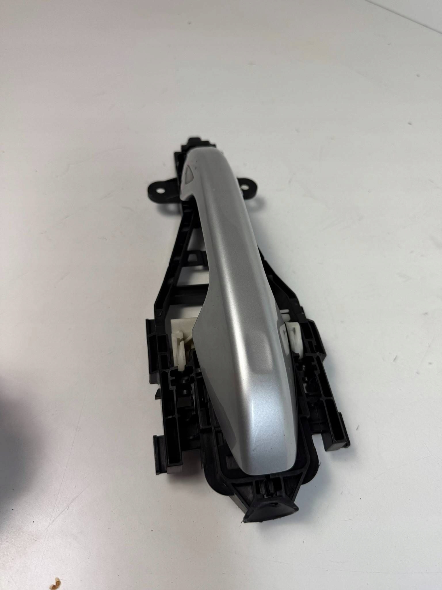 Volvo V60 II S60 III 2022 handle left rear 30747098