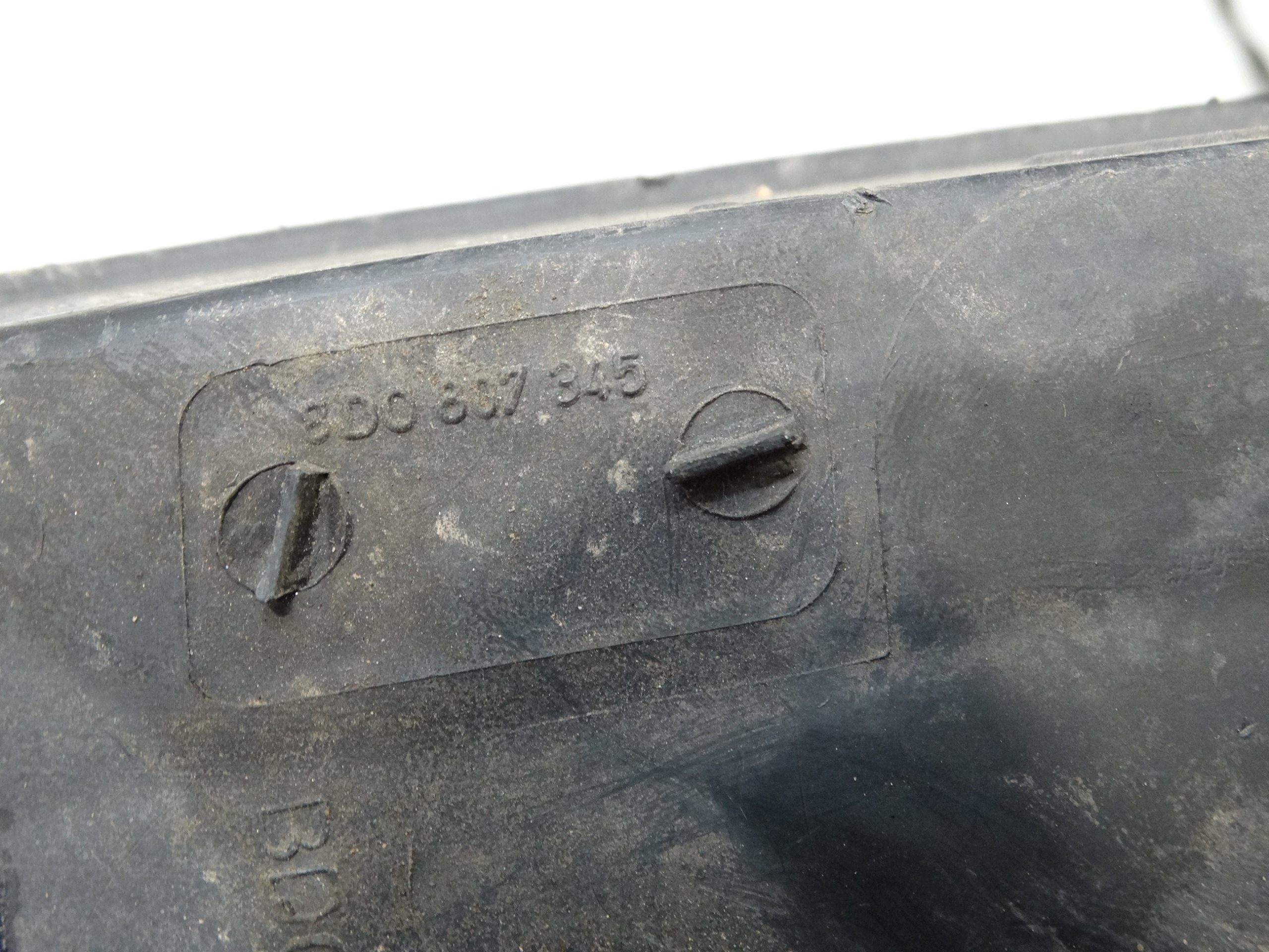 mřížka nárazníku levý předek AUDI A4 B5 LIFT 8D0807345