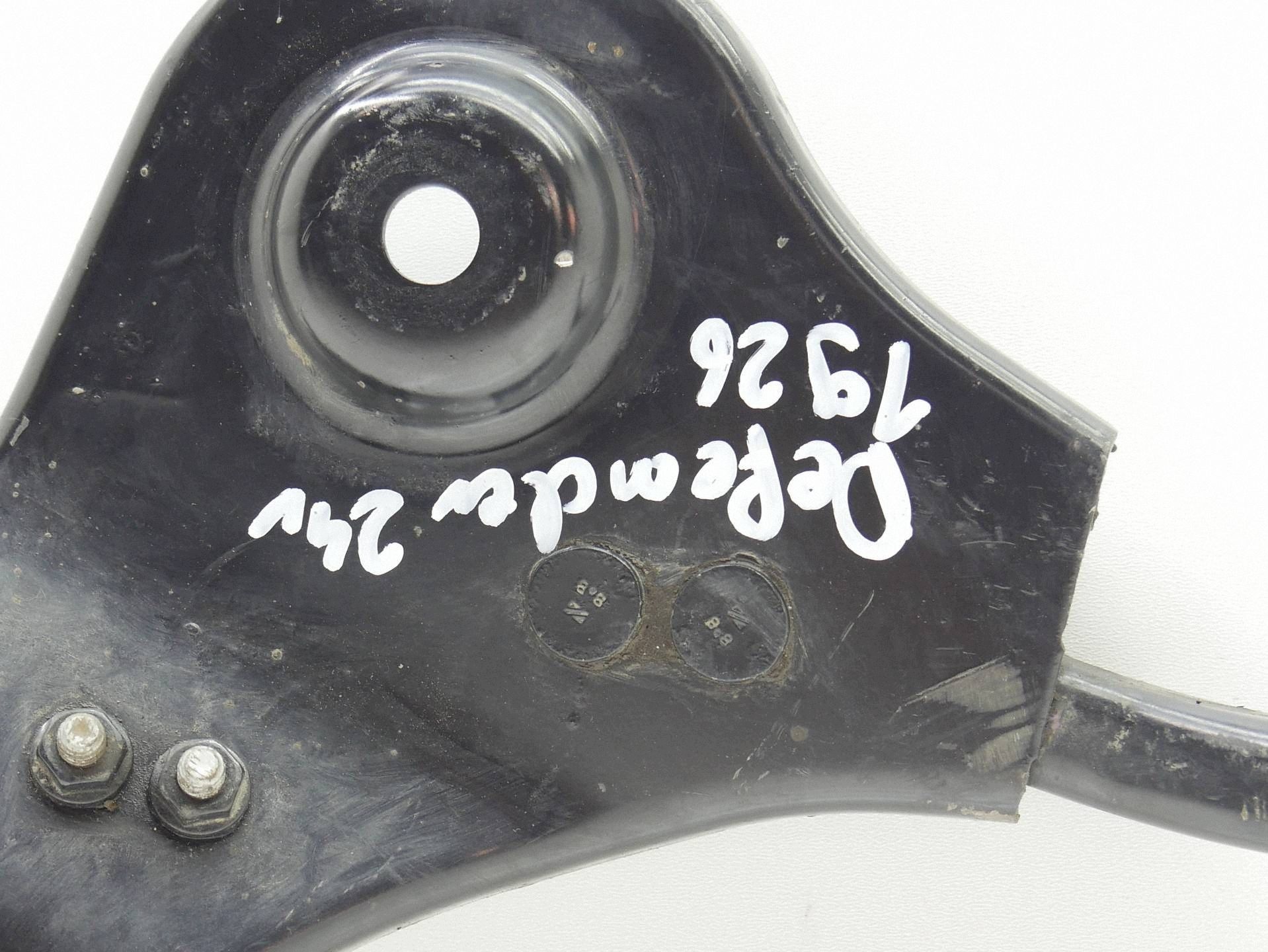 support L8B2106K08AA LAND ROVER DEFENDER II L663