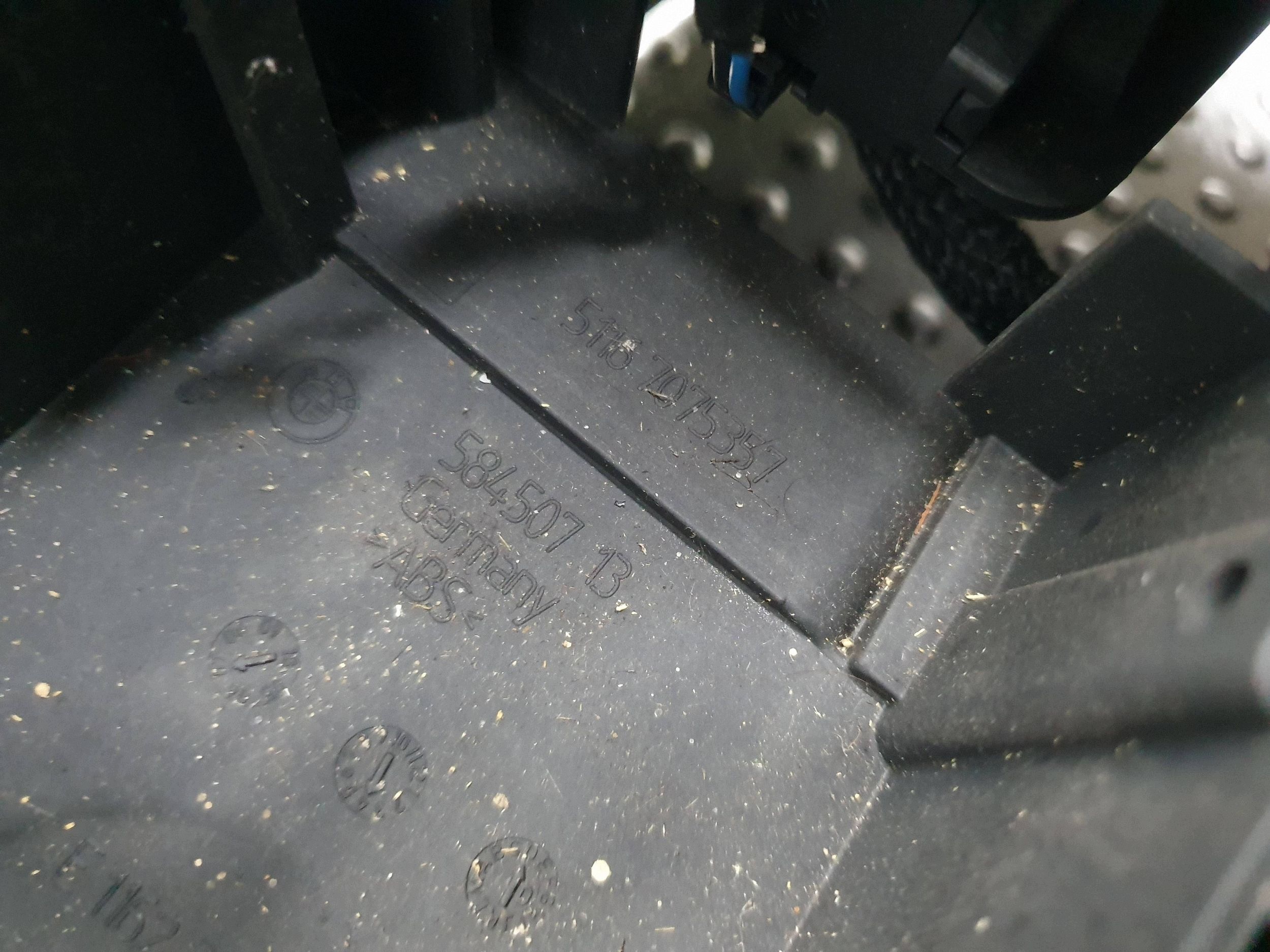 TUNEL media bracciolo 7153713 BMW 3 E90 E91 E92 E93