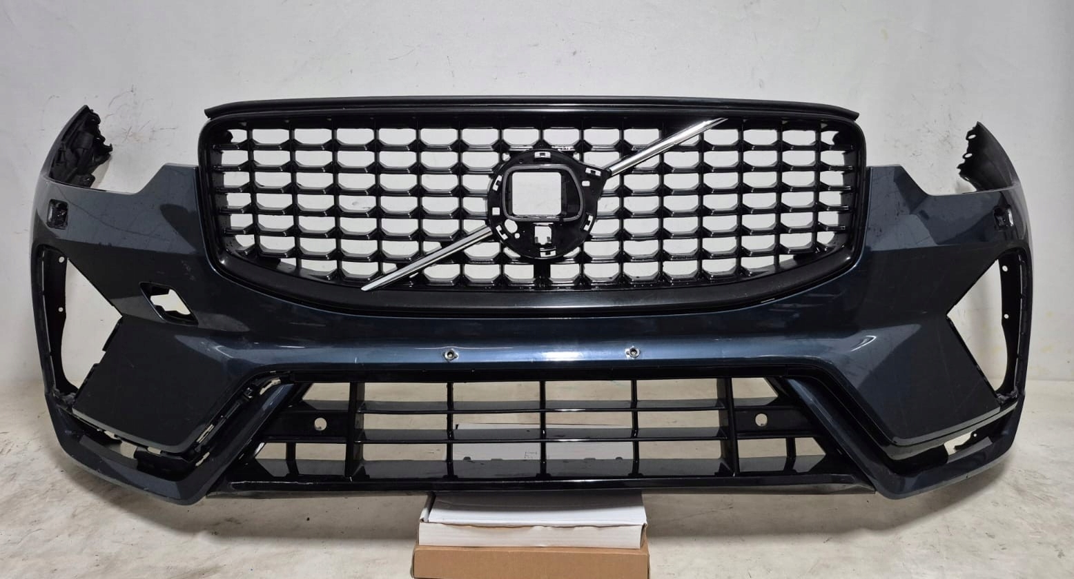 VOLVO XC60 II 2 R-design LIFT 21- bumper front front 4XPDC SPR 32296893