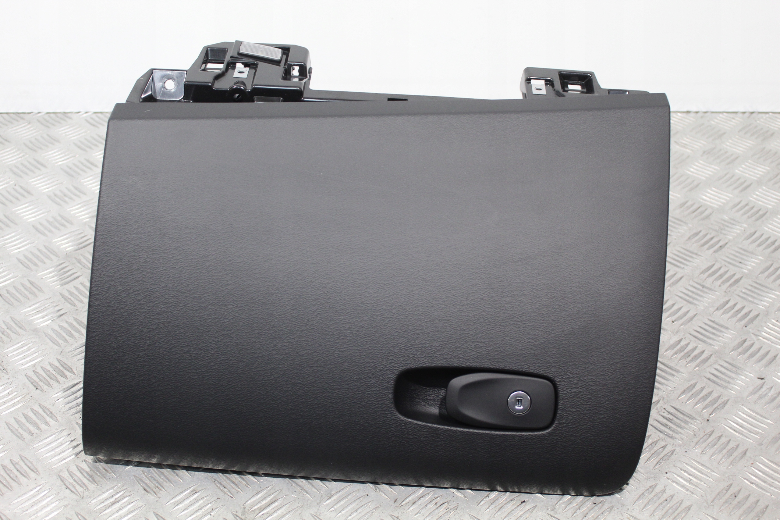 passenger compartment consoles VOLVO S60 III 3 31467497