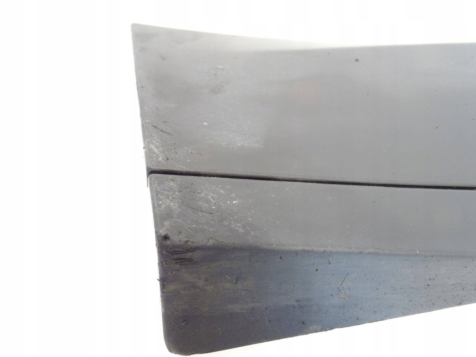 moulding door left front front JAGUAR E-PACE J9C321065A