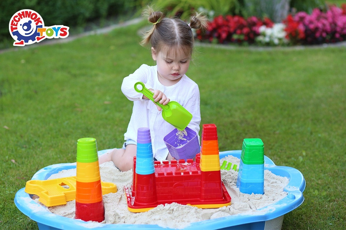 DUŻY ZESTAW ZAMEK FORTECA FOREMKI DO PIASKU OGRODU Rodzaj zestaw