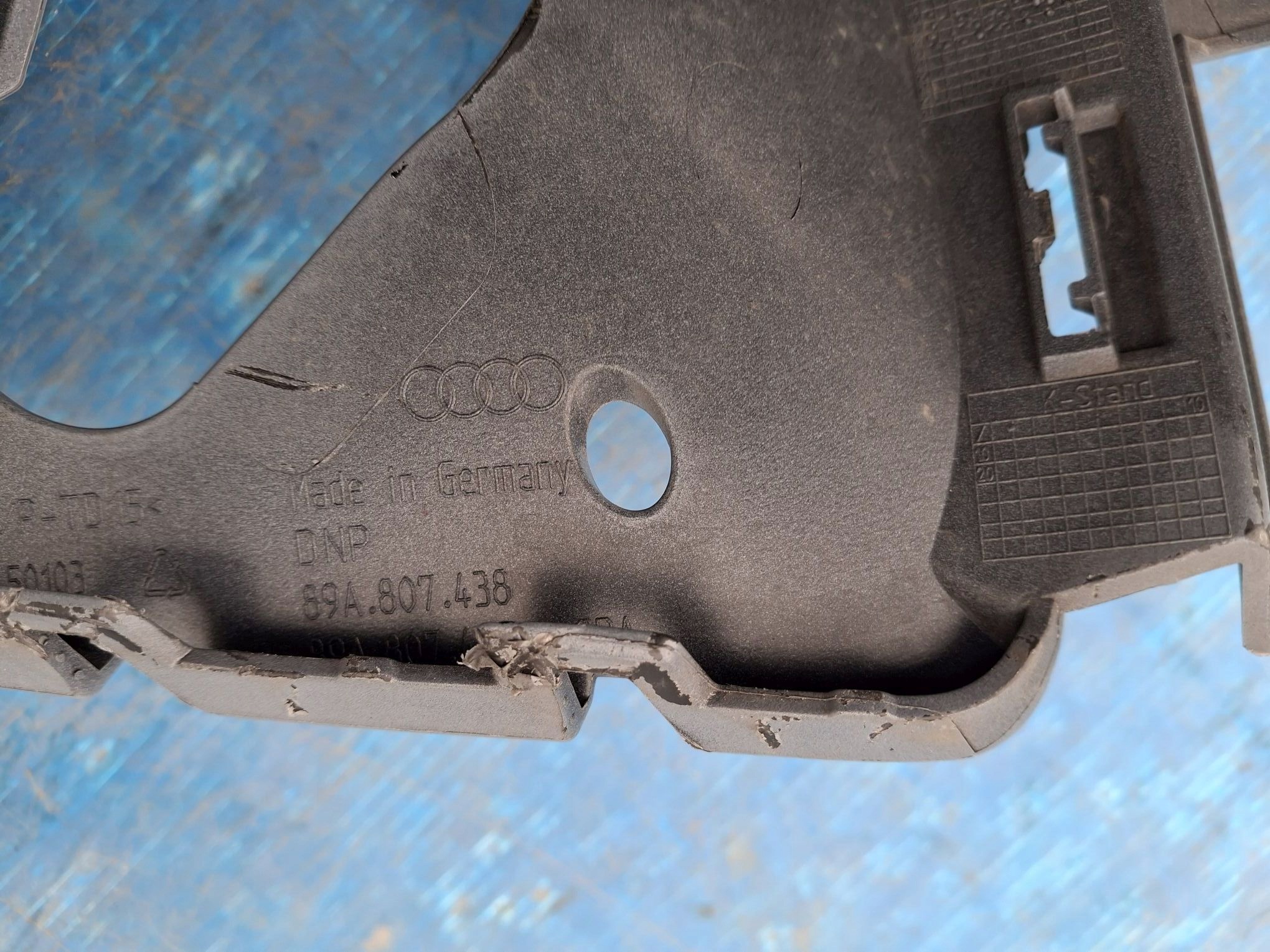 front bumper corner right AUDI Q4 E-TRON 2021R->