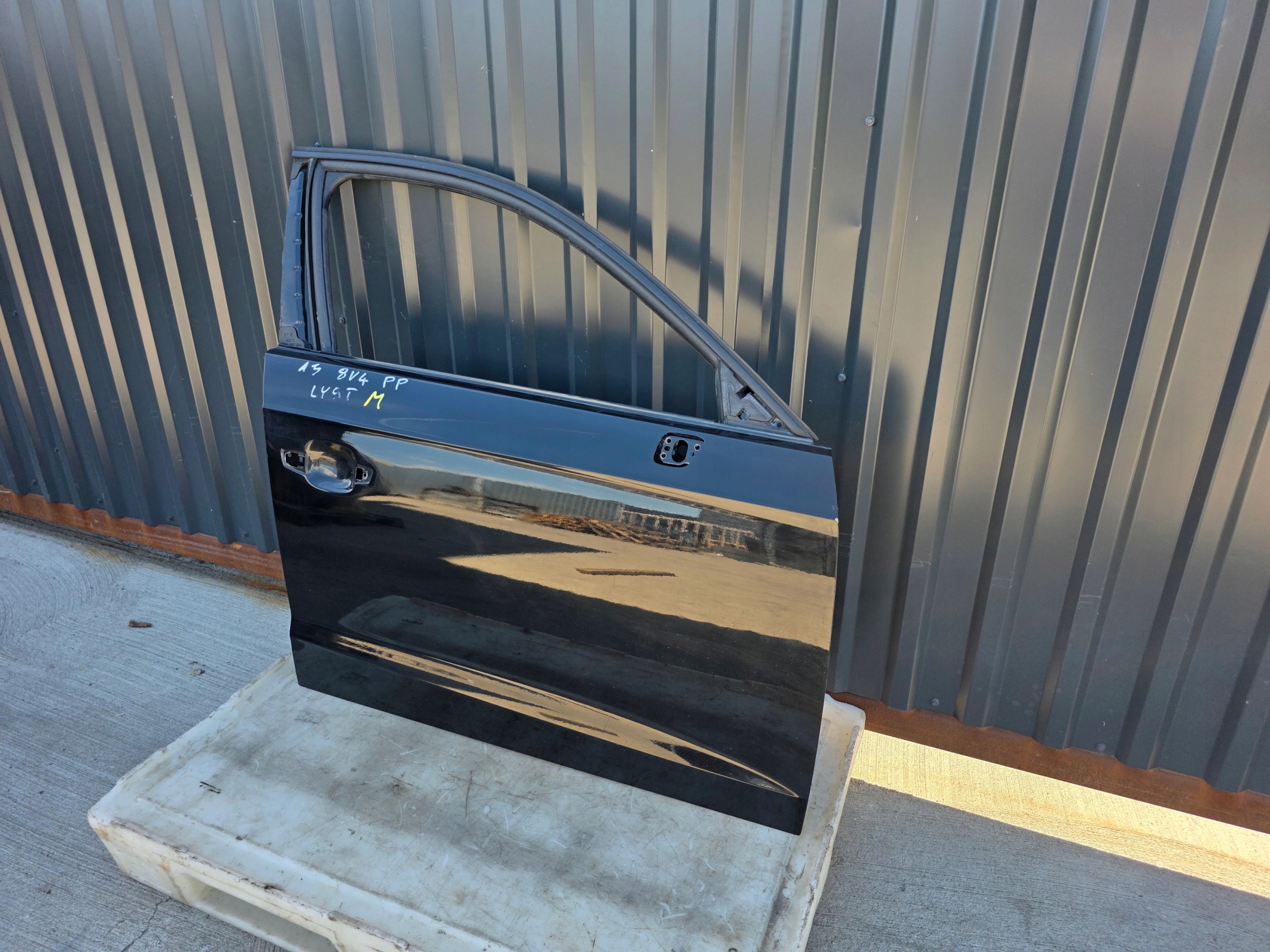 door right front AUDI A3 8V SPORTBACK 8V4 5-door LY9T !!!