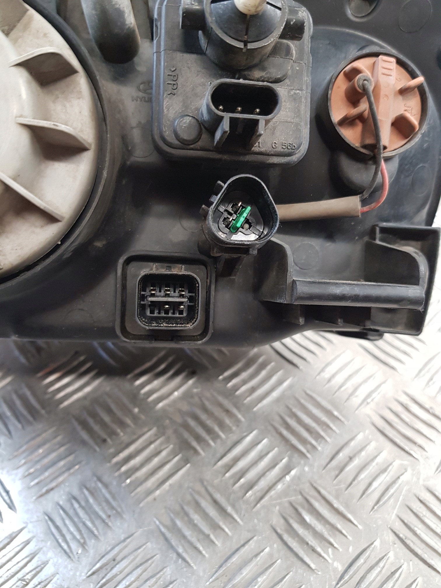 light right front HYUNDAI SANTA FE and LIFT 04R- EUROPA