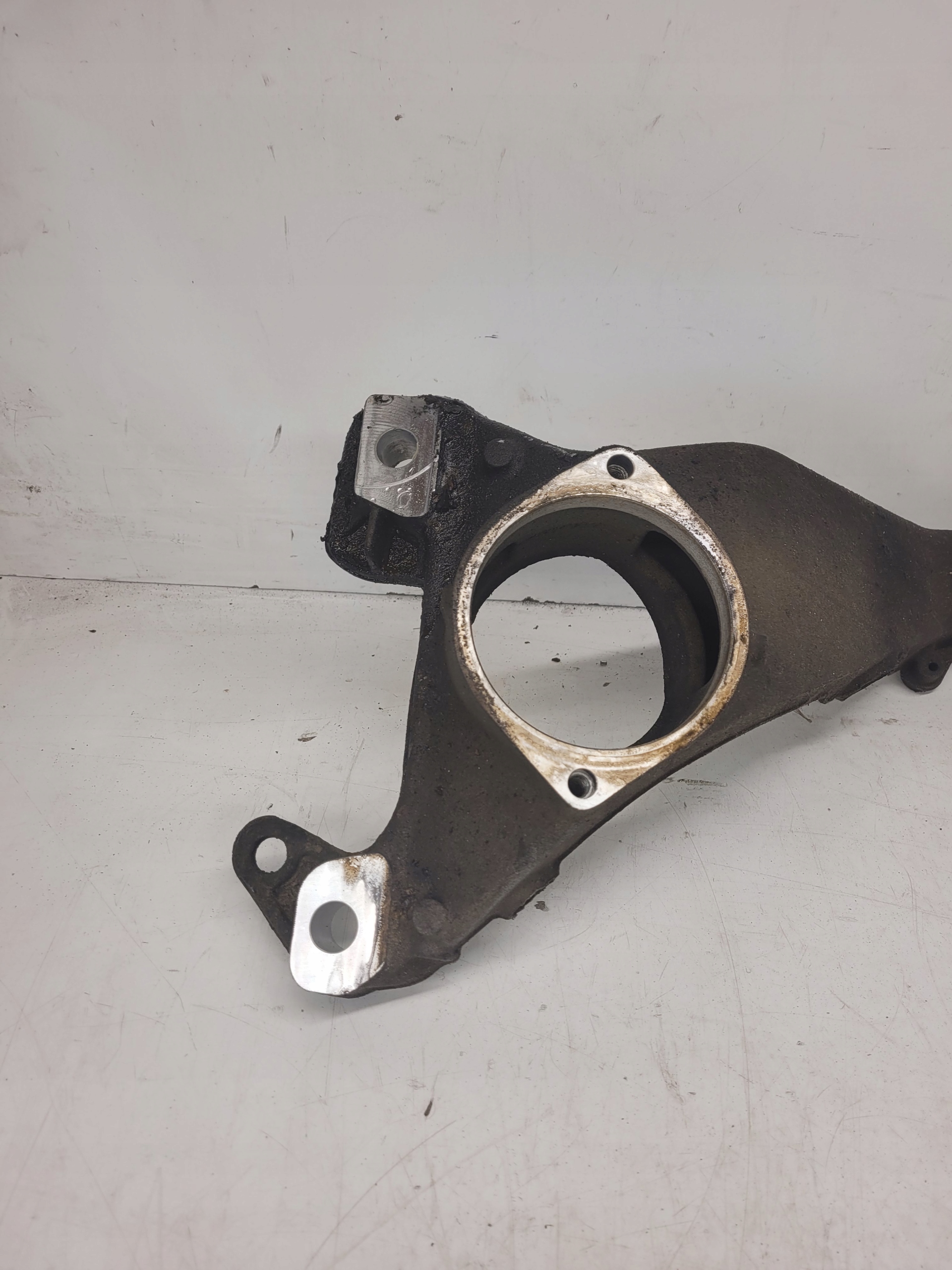 holder engine mount sider AUDI Q7 4L 7L6199207B