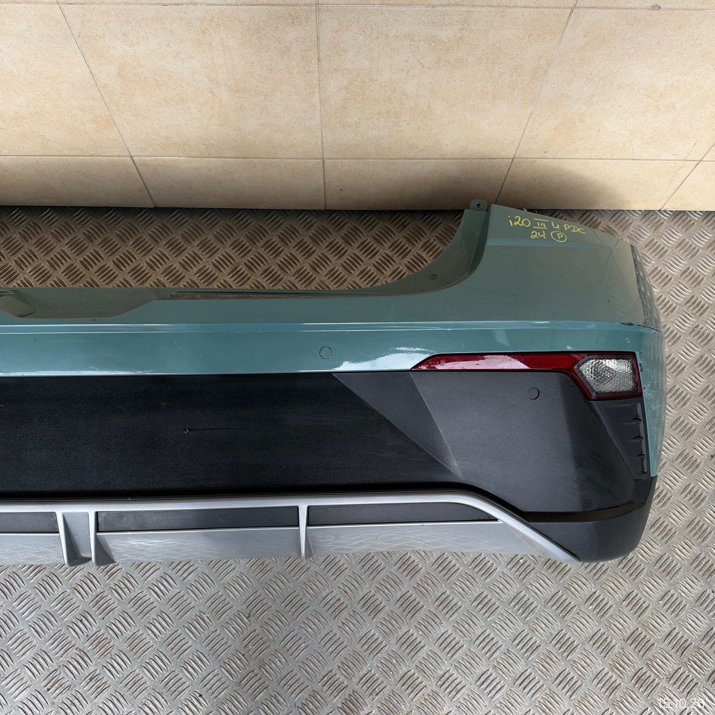 bumper rear complete HYUNDAI I20 III 2024 year 4 PDC