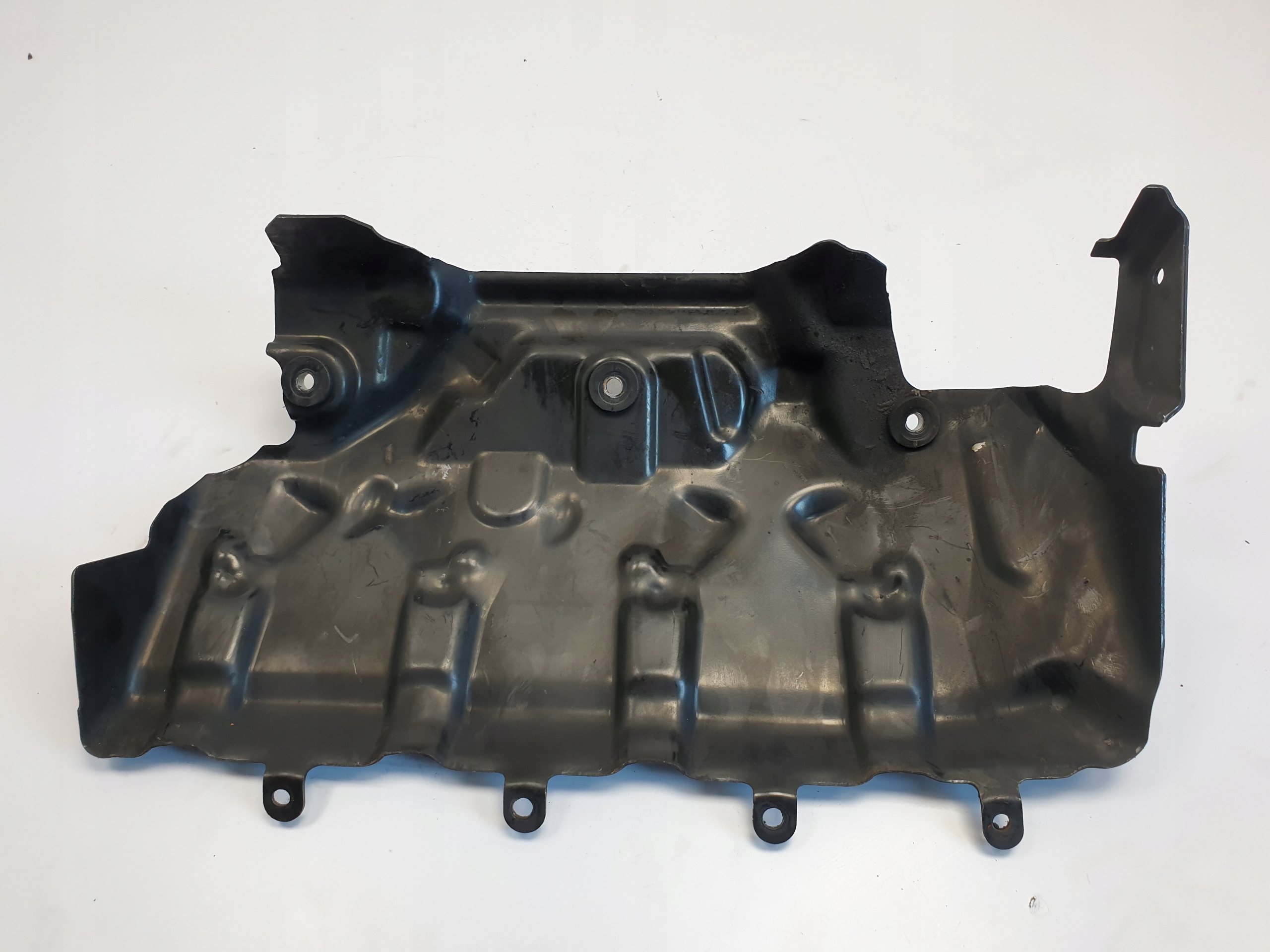 Range Rover Sport 3 6 V8 OBUDOWA SILNIKA oslona Part manufacturer Land Rover OE