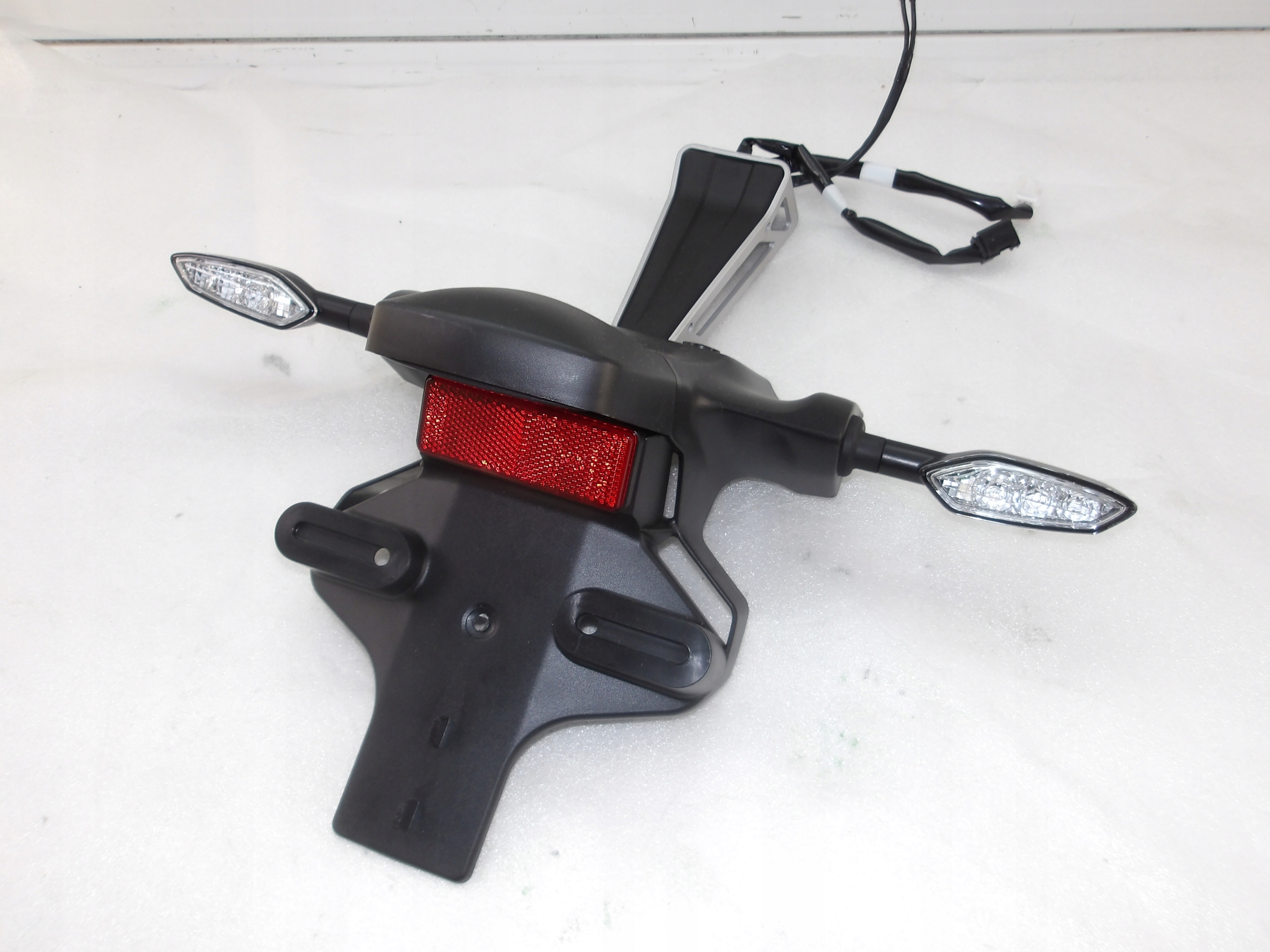 Yamaha R6 RJ27 mocowanie tablicy kierunkowskazy