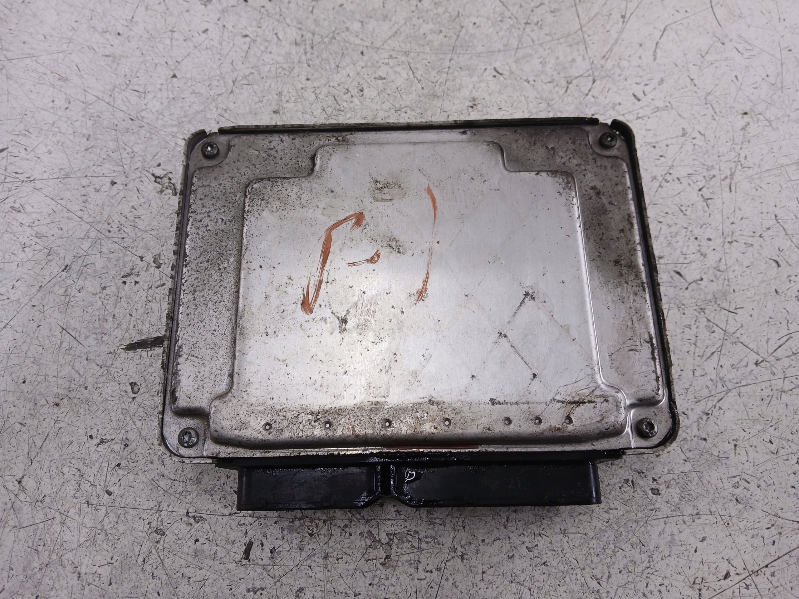 VW POLO 9N 1.4 TDI control unit of the engine 045906019BP