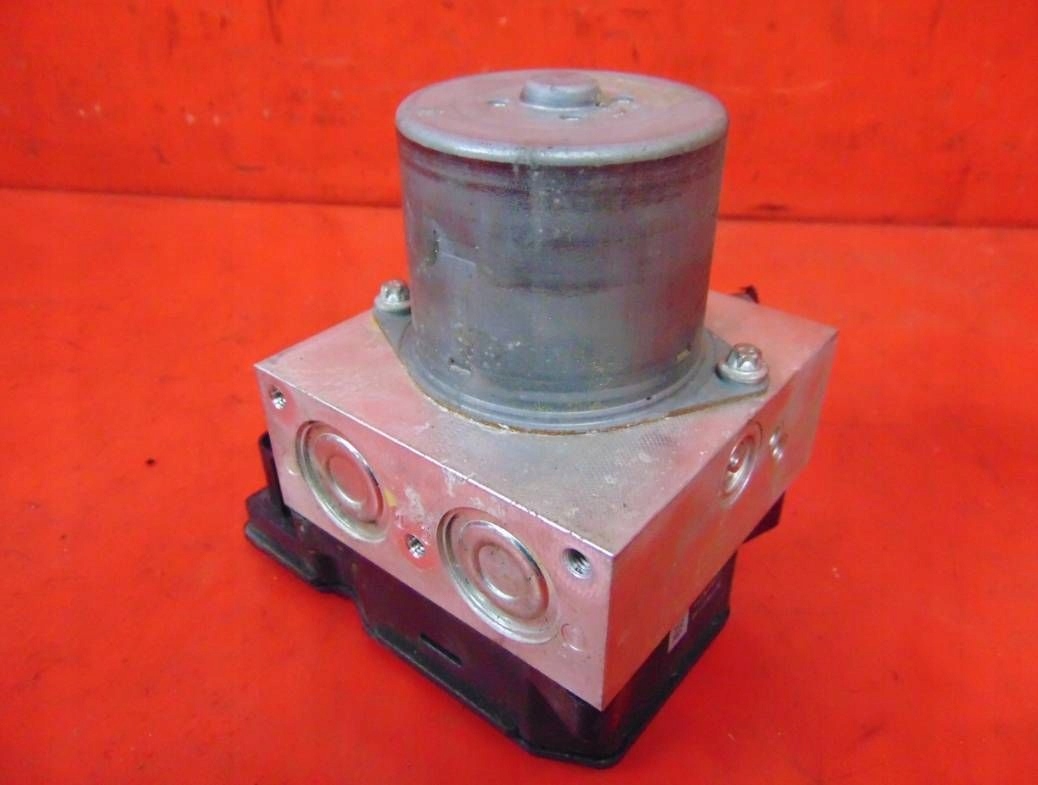 VW PASSAT B7 3C CC servo bubanj ABS 3AA614109M