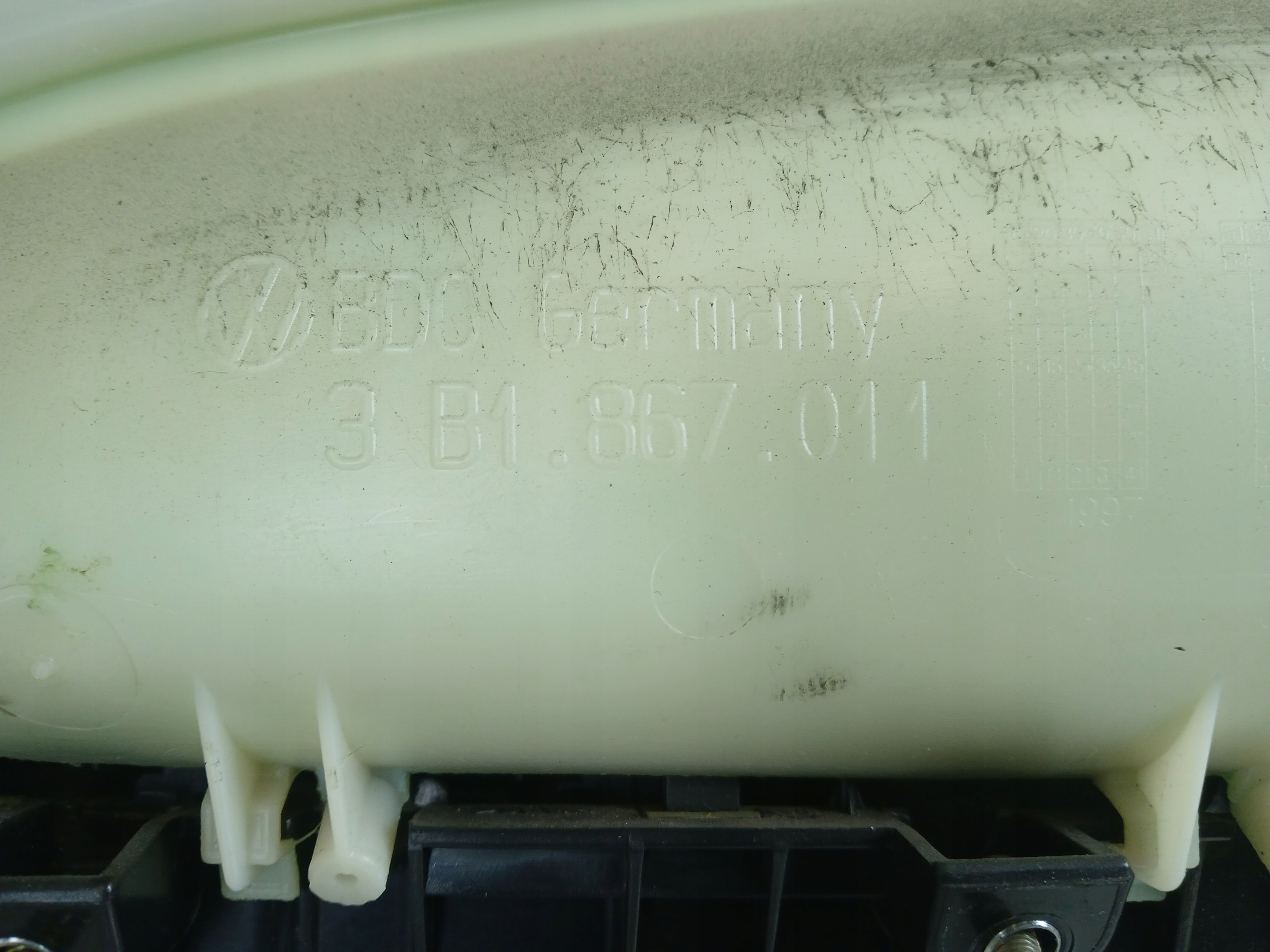 VW PASSAT B5 side door left front leather