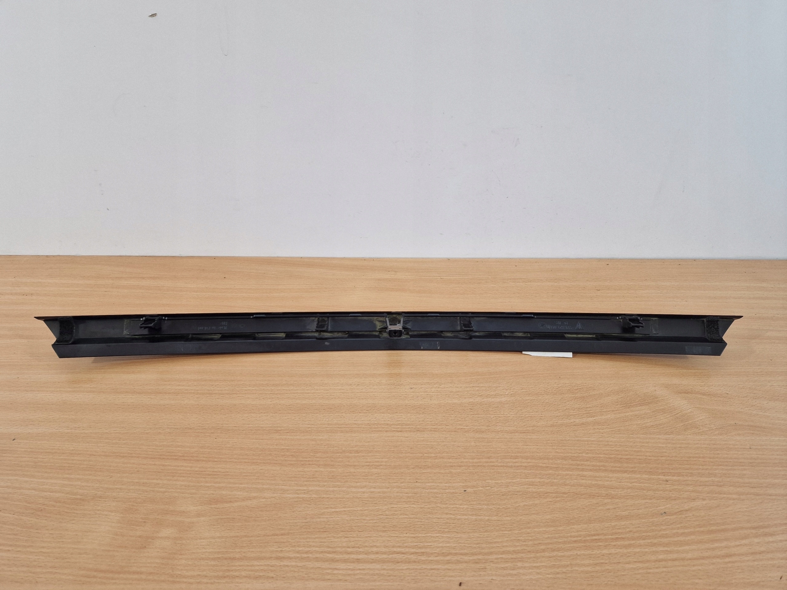 PORSCHE PANAMERA II cap moulding bonnet rear part ORG
