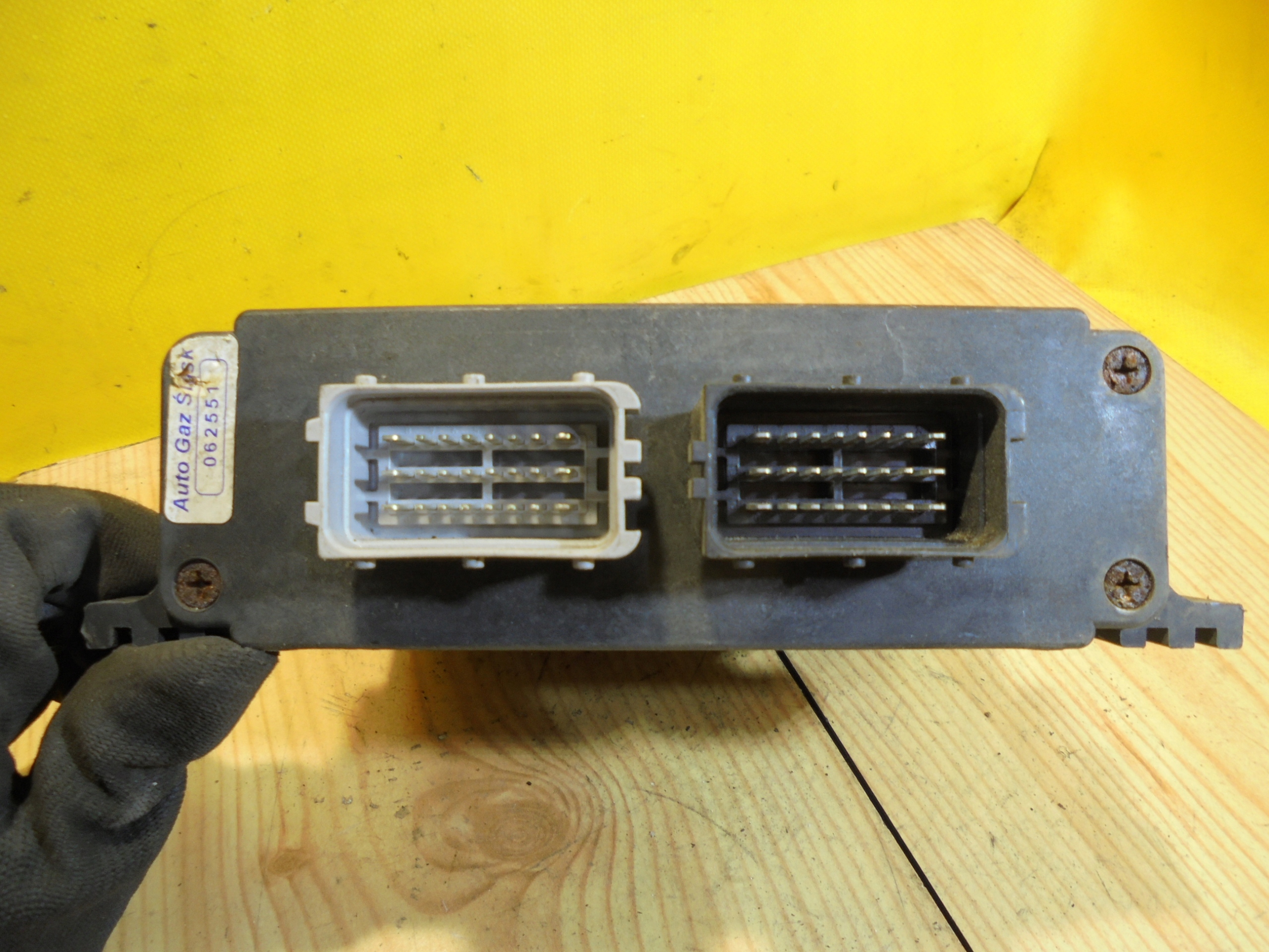 KOMPUTER STEROWNIK GAZU LPG 67R-015784 Typ silnika Benzyna