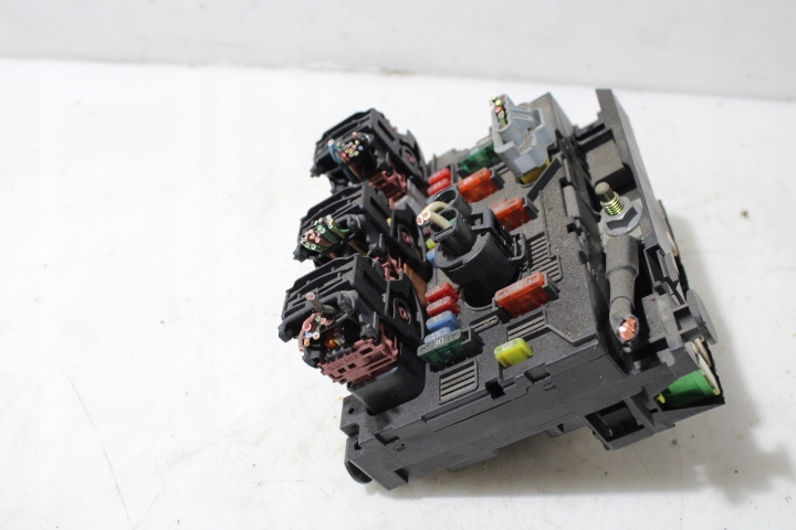 SKRZYNKA BEZPIECZNIKÓW CITROEN C4 PICASSO I 2.0HDI Stan opakowania zastępcze