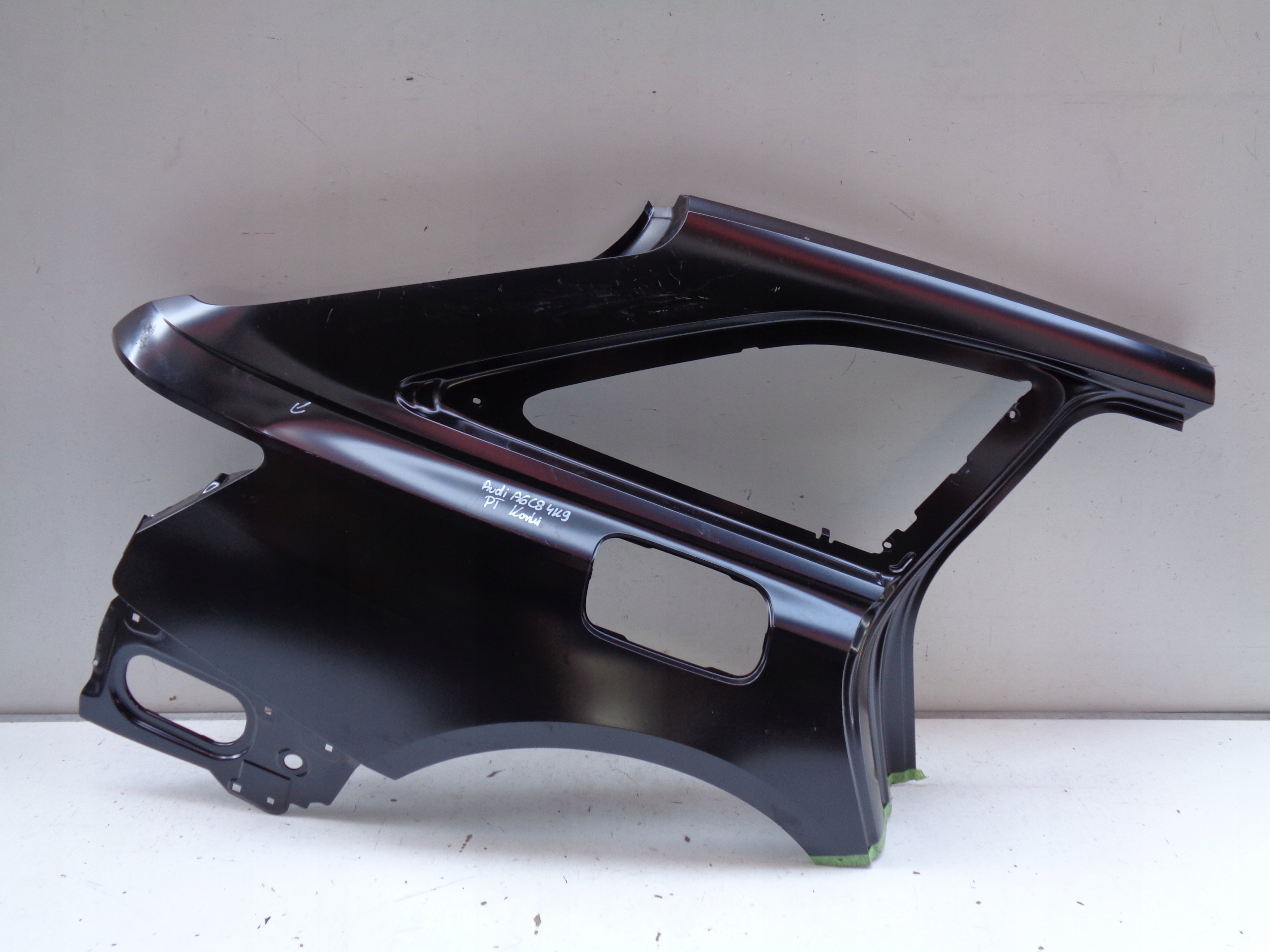 BŁOTNIK PRAWY TYLNY REPERATURKA AUDI A6 C8 4K9 18- KOMBI